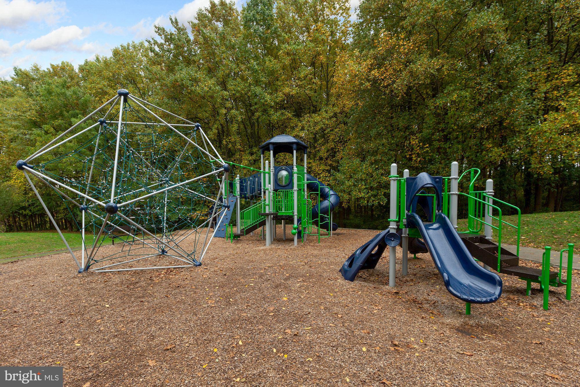 DEVONSHIRE EAST - Residential