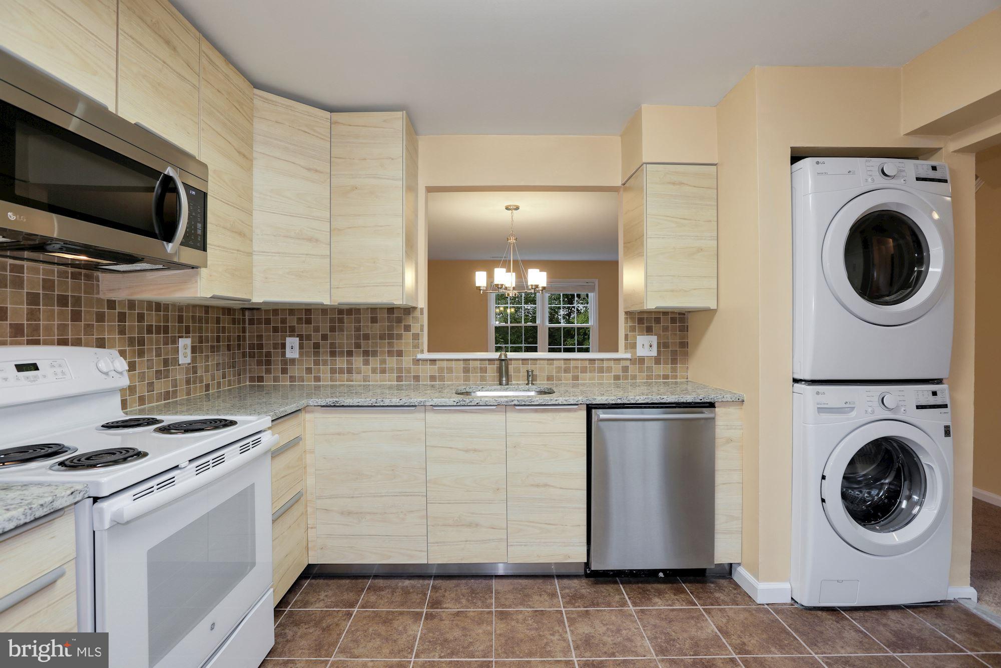 DEVONSHIRE EAST - Residential