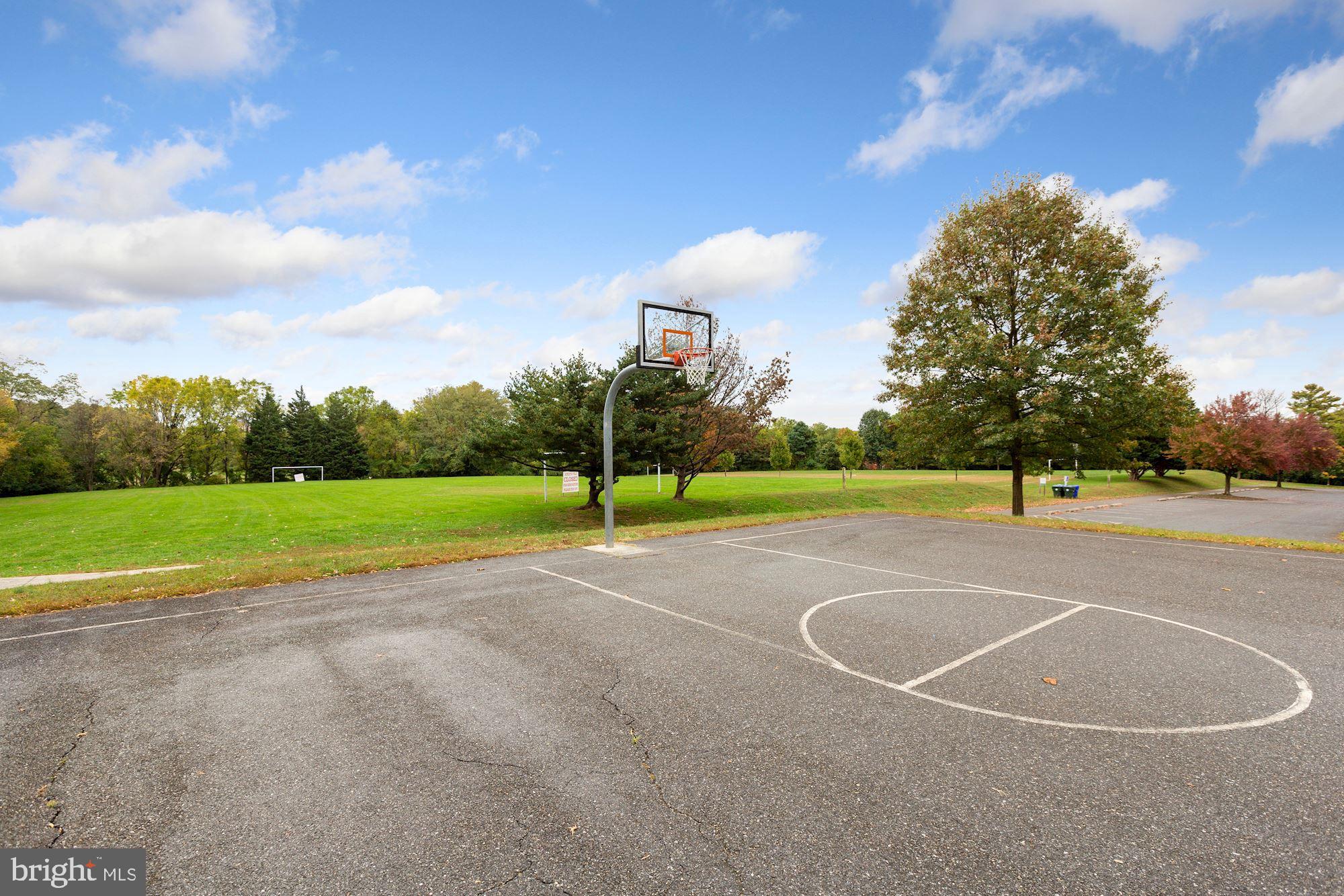 DEVONSHIRE EAST - Residential