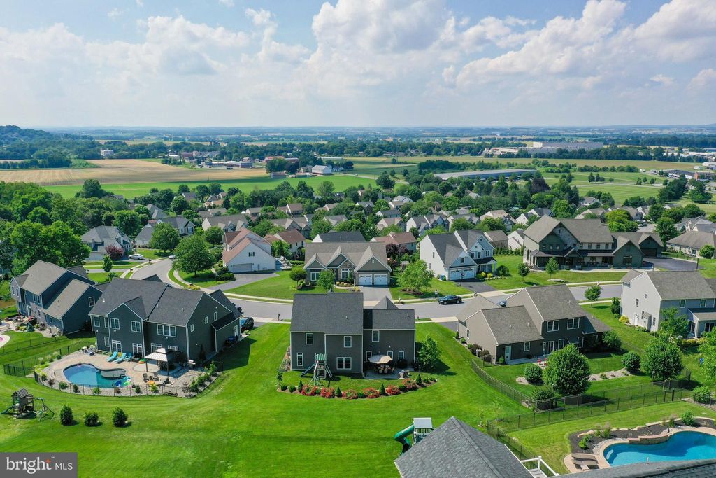 Photo of 642 Golden Eagle Way, Lancaster, PA 17601 (MLS # PALA2047172)