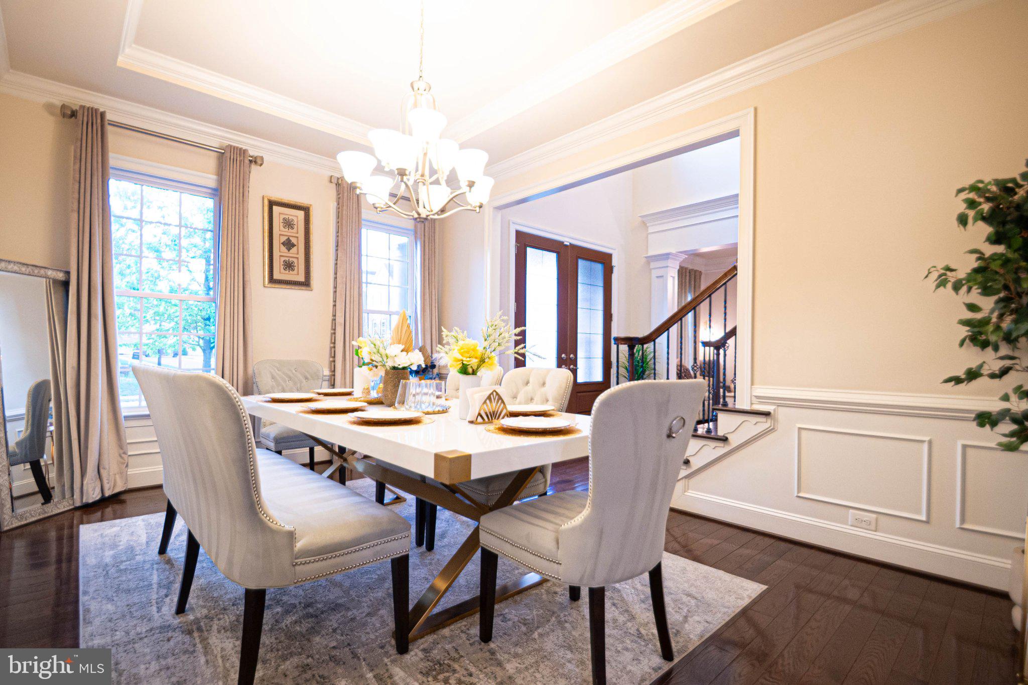 LOUDOUN CROSSING - Residential