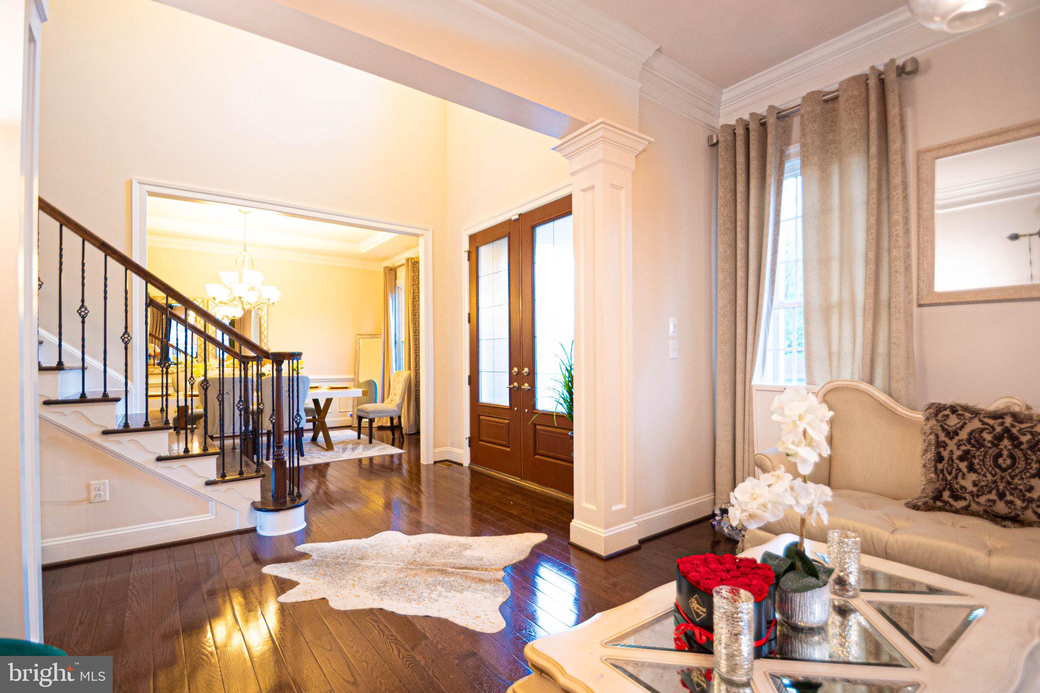 LOUDOUN CROSSING - Residential