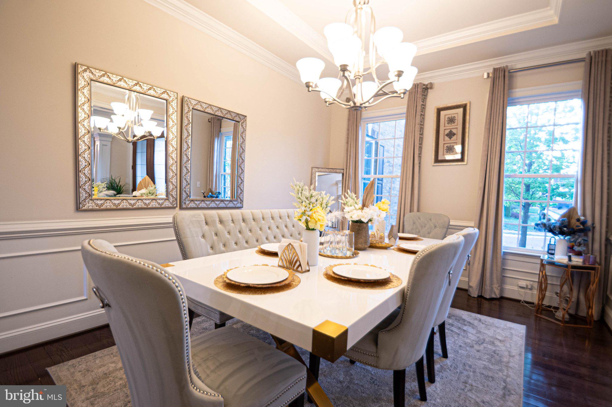 LOUDOUN CROSSING - Residential