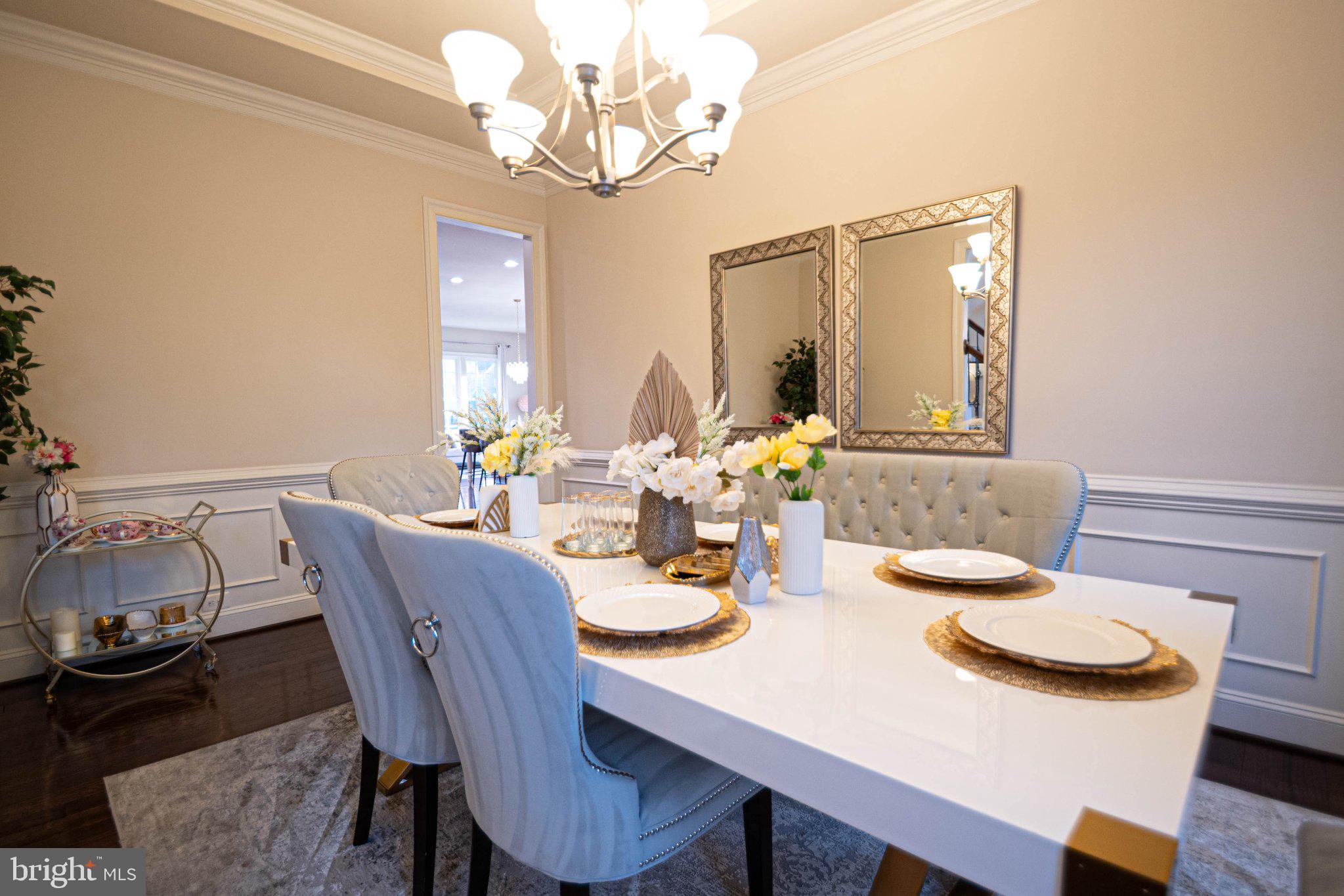 LOUDOUN CROSSING - Residential