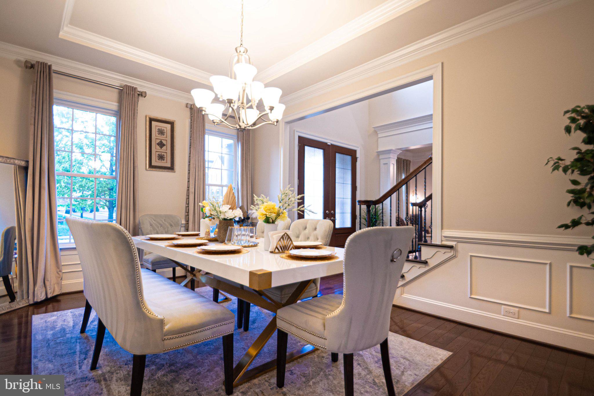 LOUDOUN CROSSING - Residential