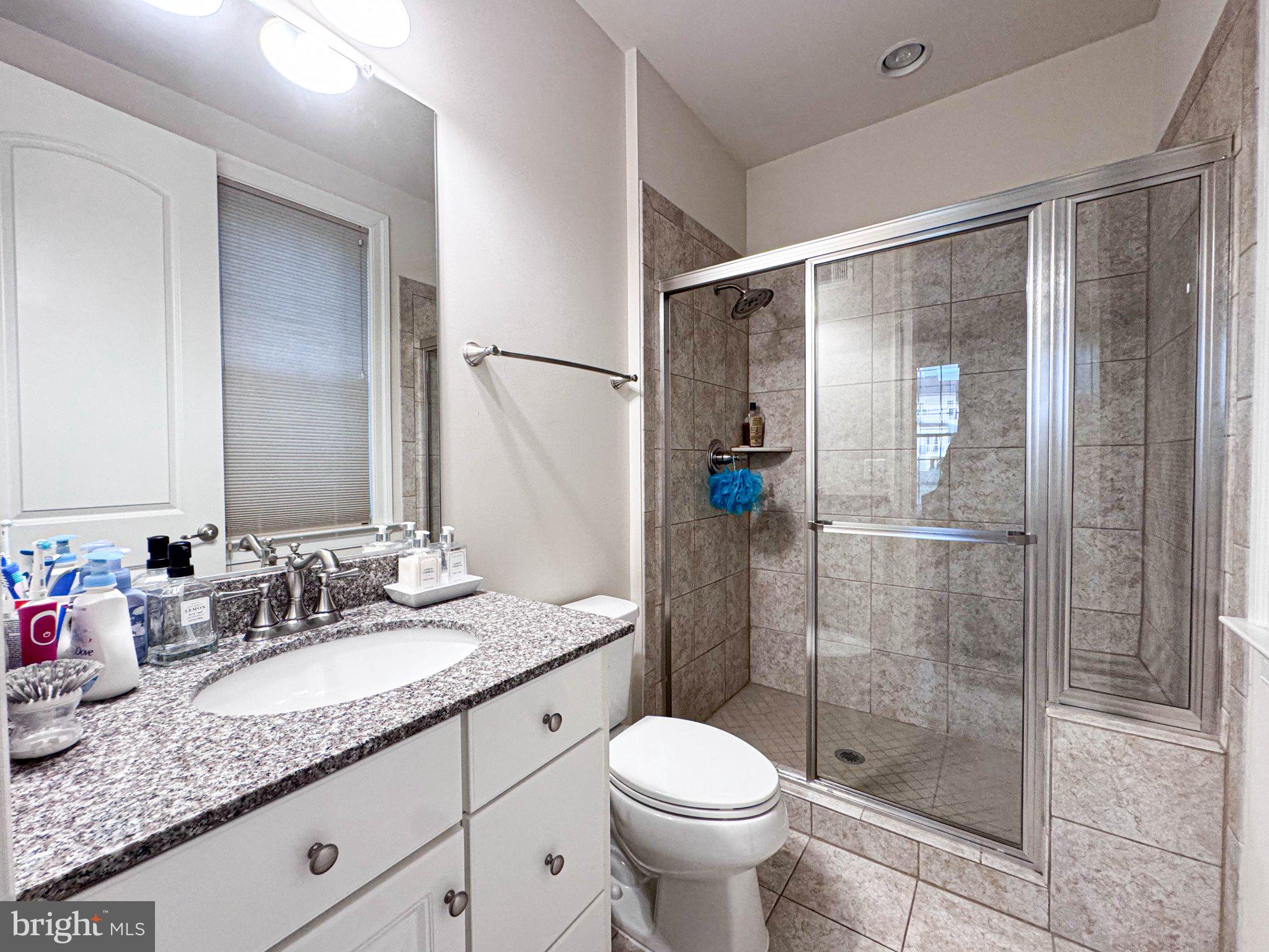 LOUDOUN CROSSING - Residential