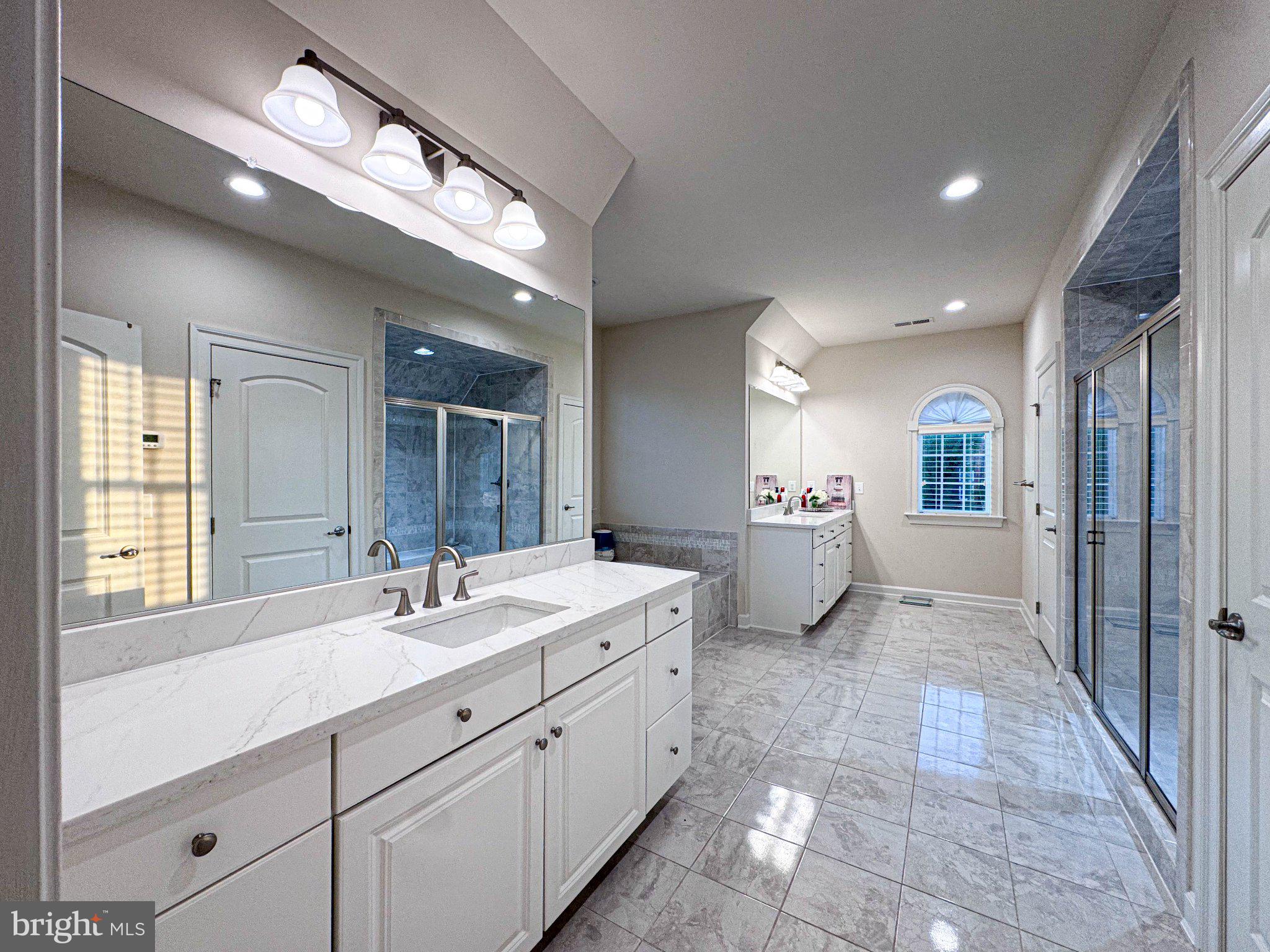 LOUDOUN CROSSING - Residential