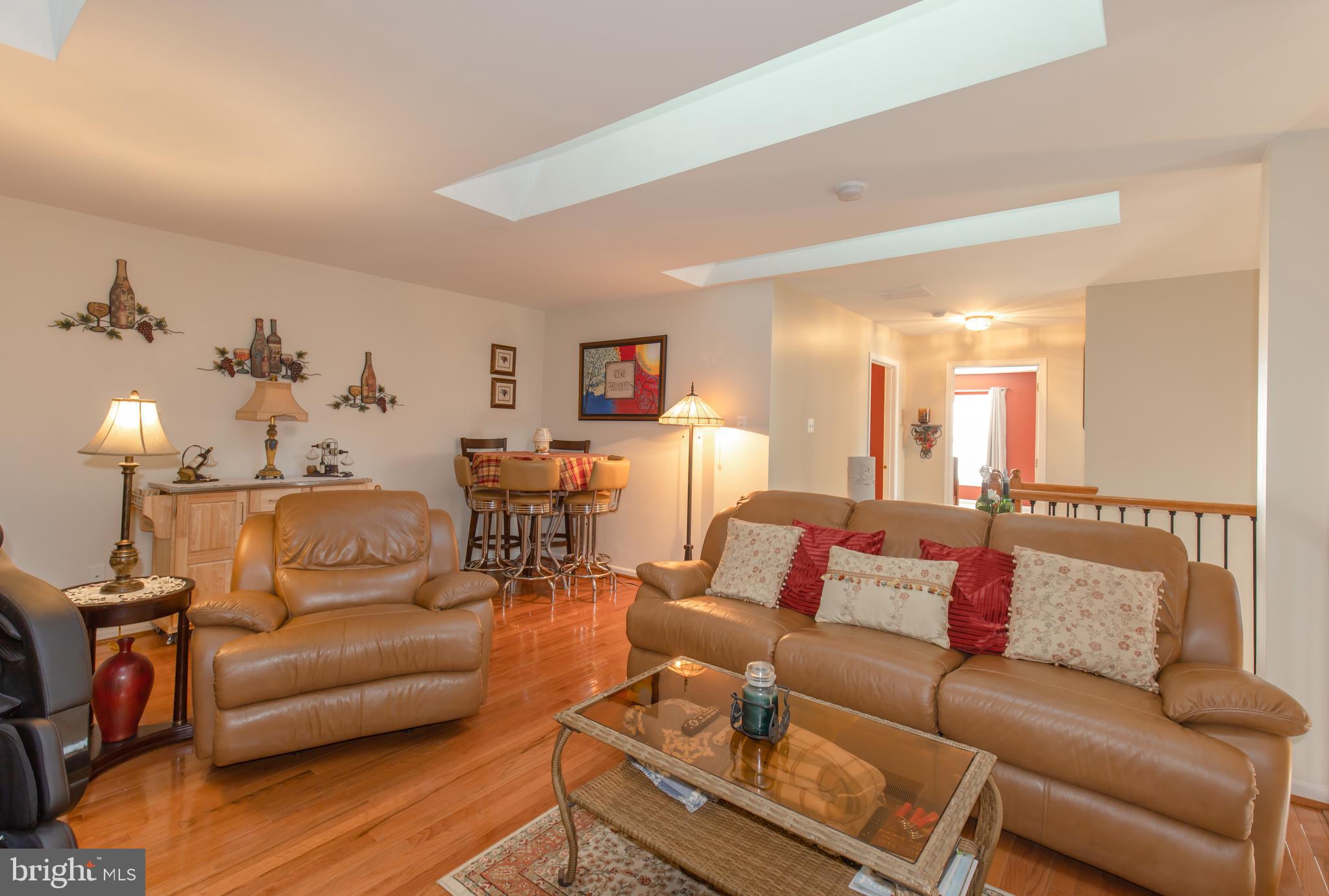 RIVERCREST - Residential