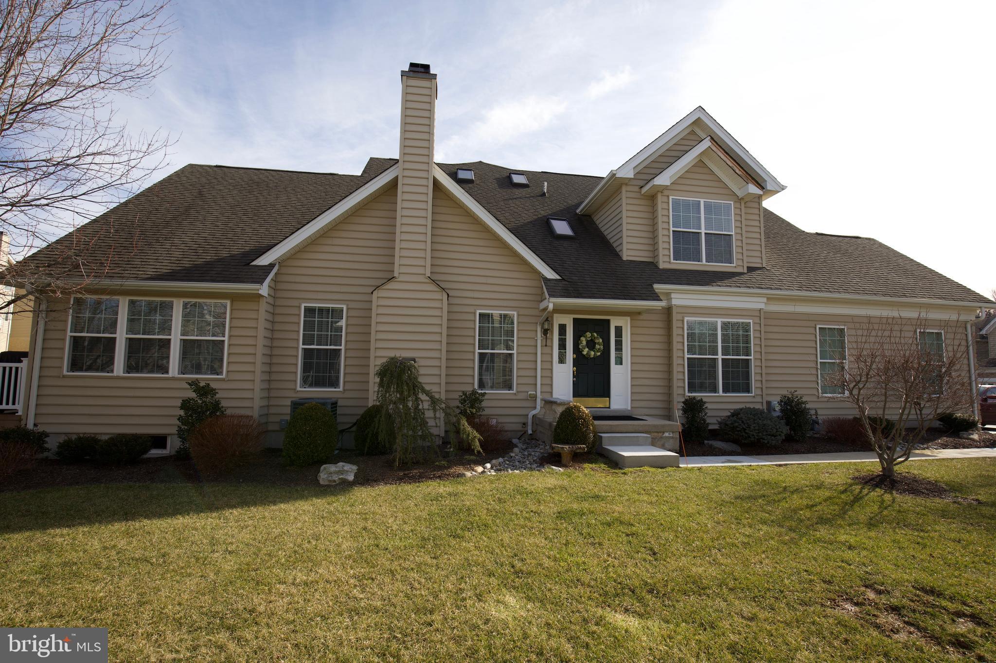 RIVERCREST - Residential