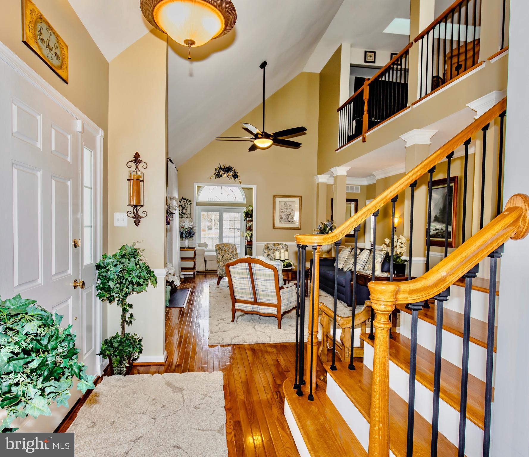 RIVERCREST - Residential
