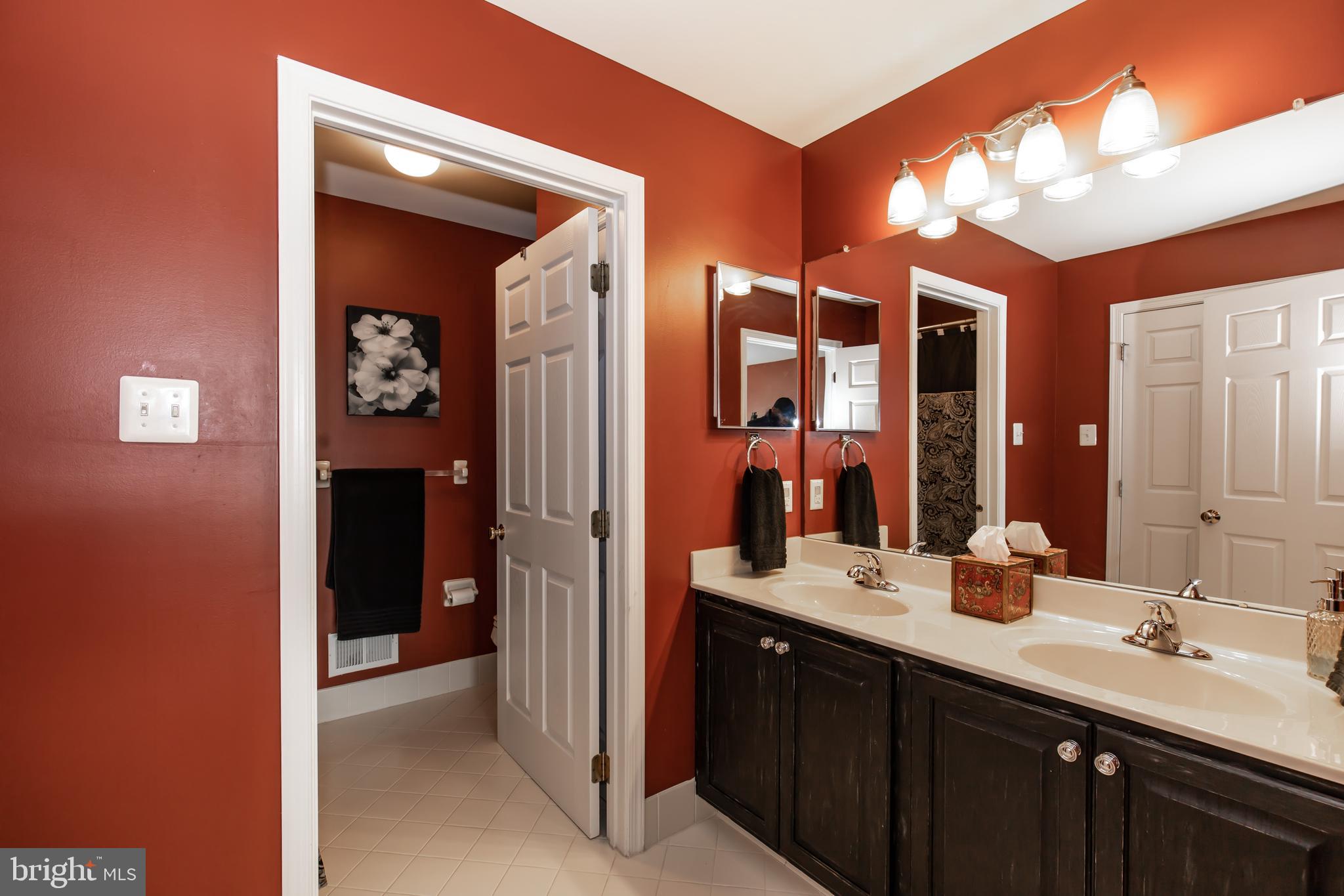 RIVERCREST - Residential