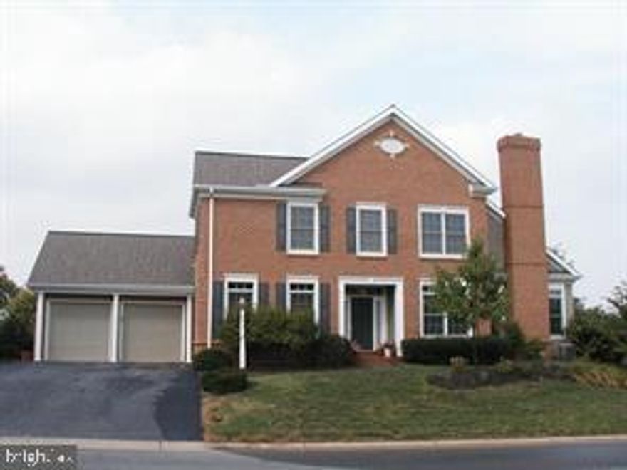 Wonderfully spacious & nicely private end-unit Condominium loaded with special features . . . Ovr 3,5000 total S.F. featuring 4 lovely bedrooms plus 2-full & 1-half baths/Gourmet Kitchen with top-of-the-line appliances and lots of special built-ins/Large Family Room with cozy fireplace/Vaulted ceilings offer that dramatic feeling/Custom crown molding & chair rail throughout/Oversized 2-car garage with plenty of extra parking.