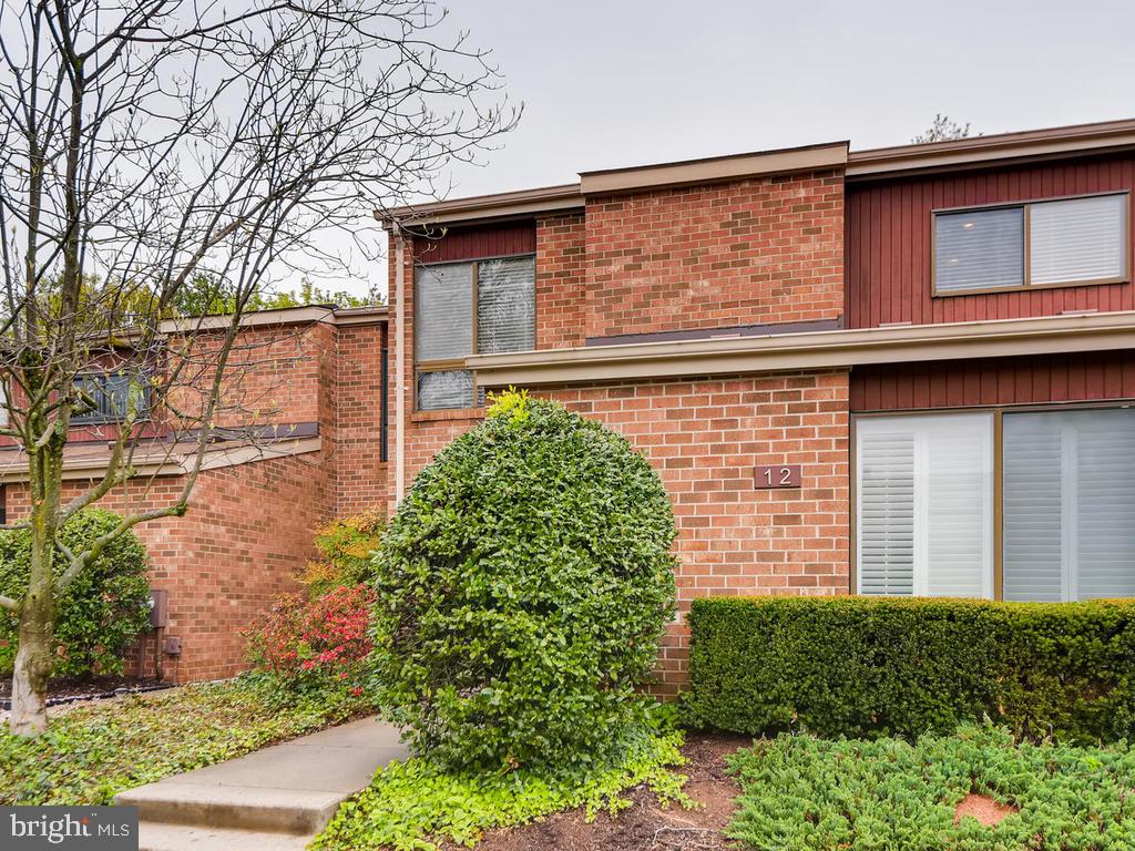 ANNEN WOODS - Residential