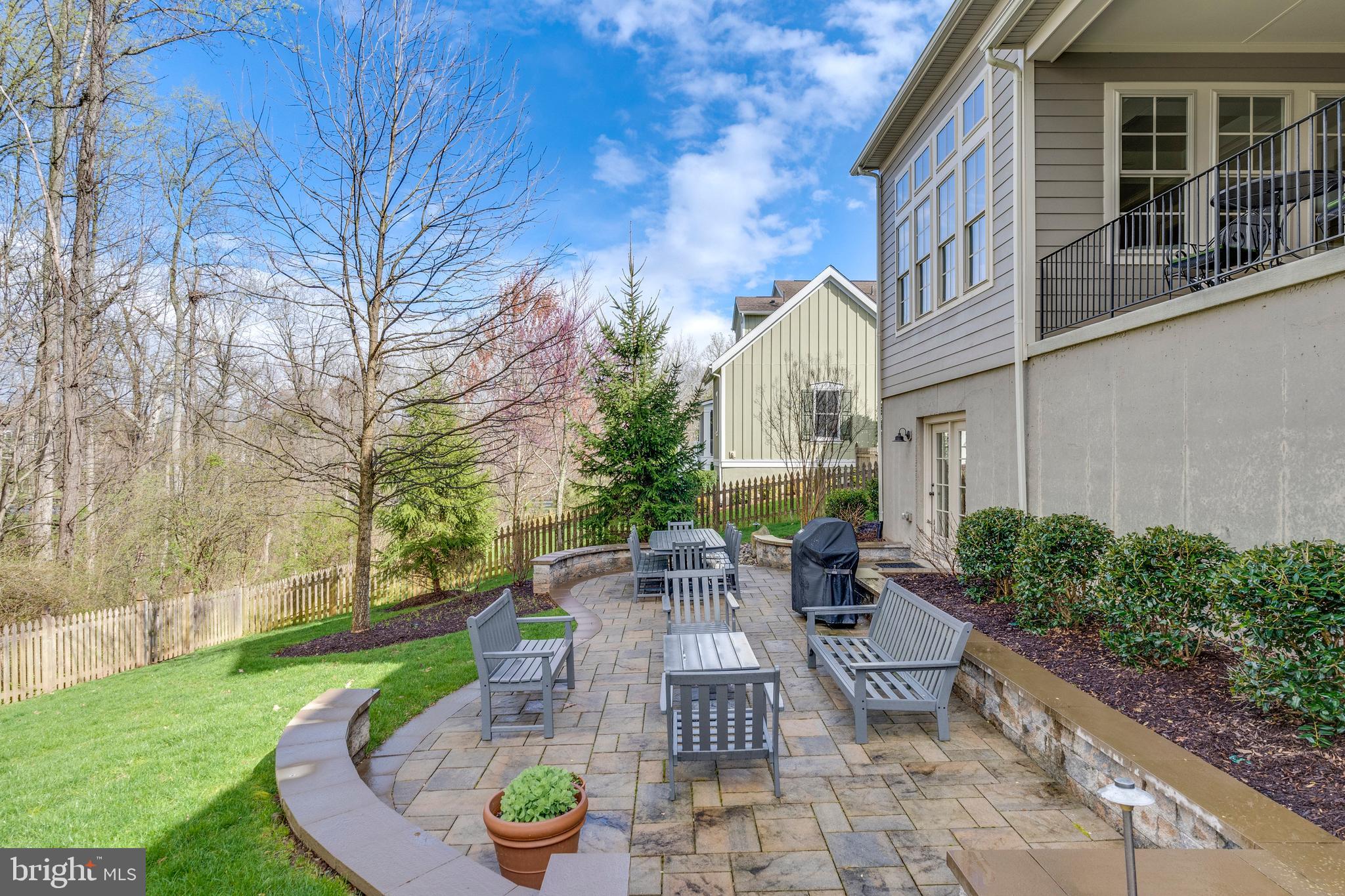 GROVE AT WILLOWSFORD - Residential