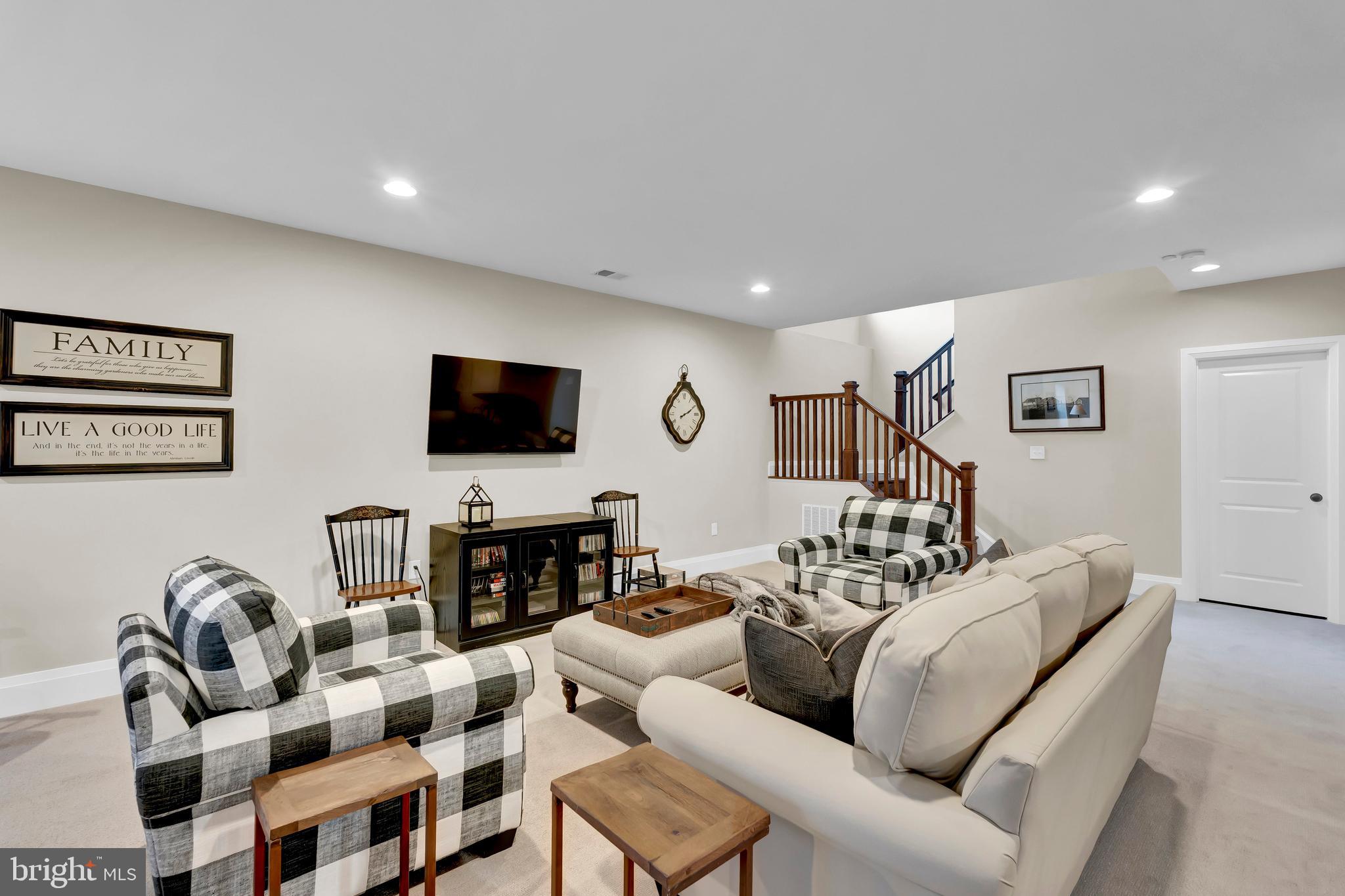 GROVE AT WILLOWSFORD - Residential