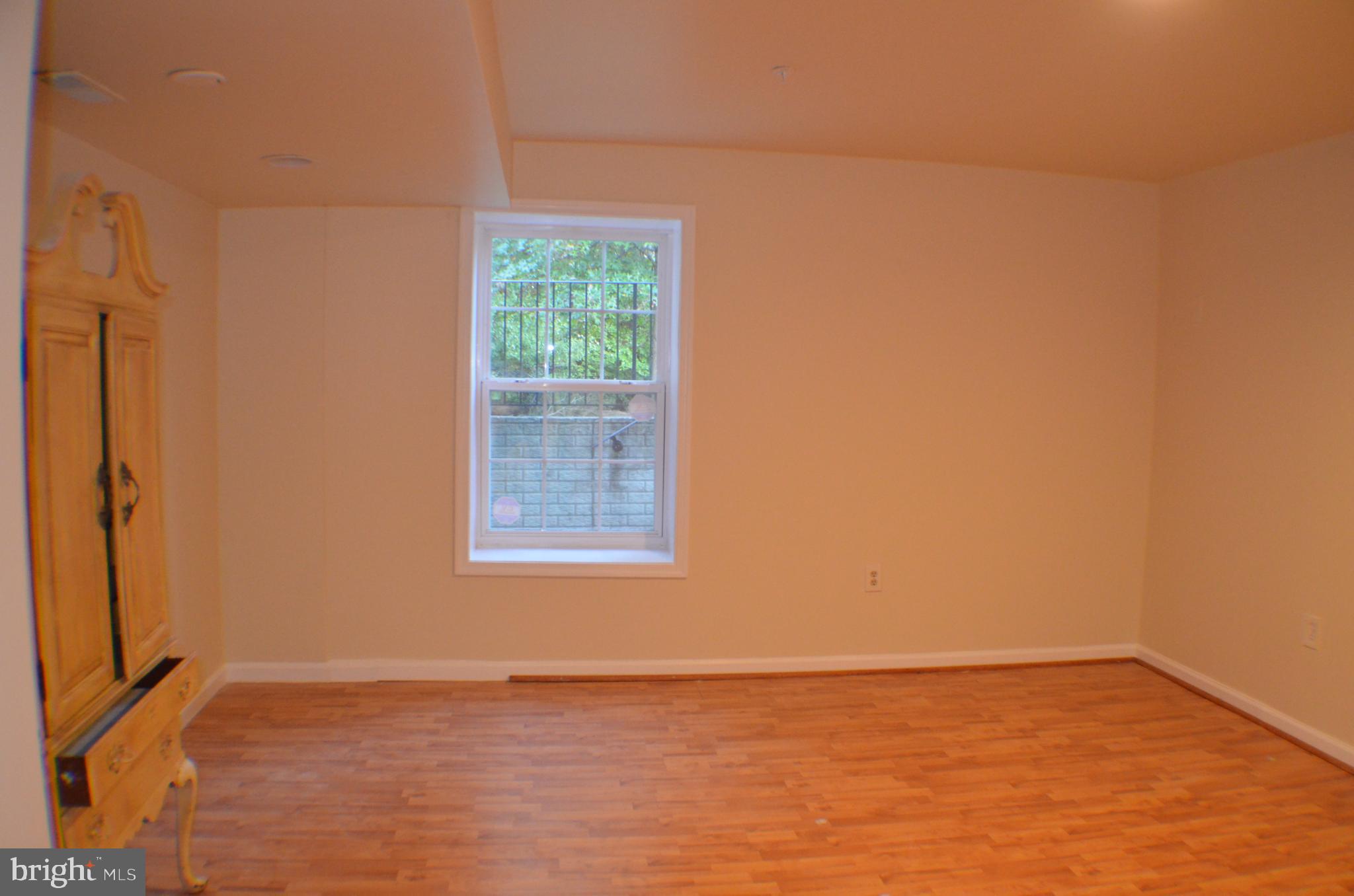 TANTALLON NORTH - Residential Lease