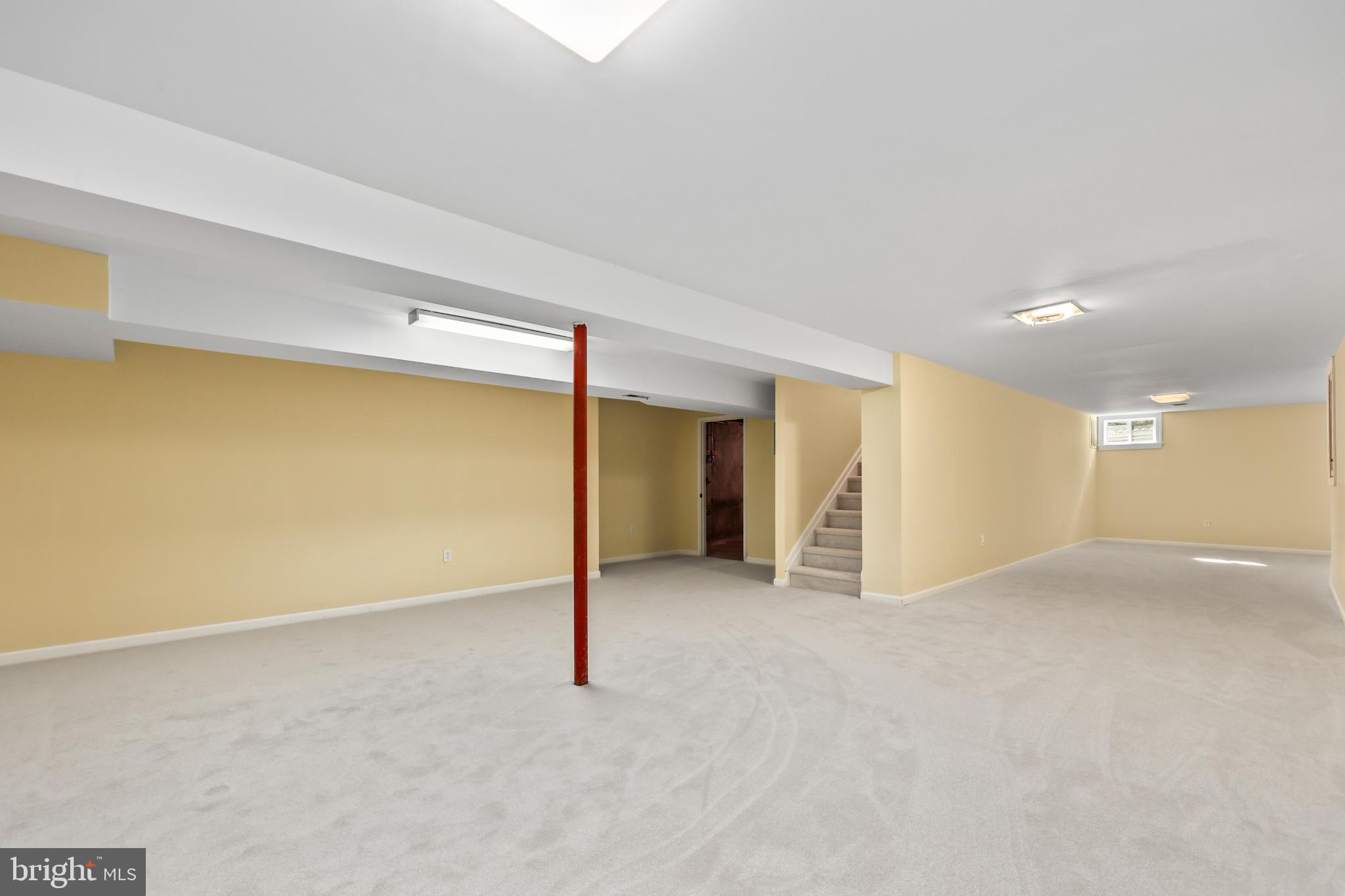 CHANTILLY HIGHLANDS - Residential