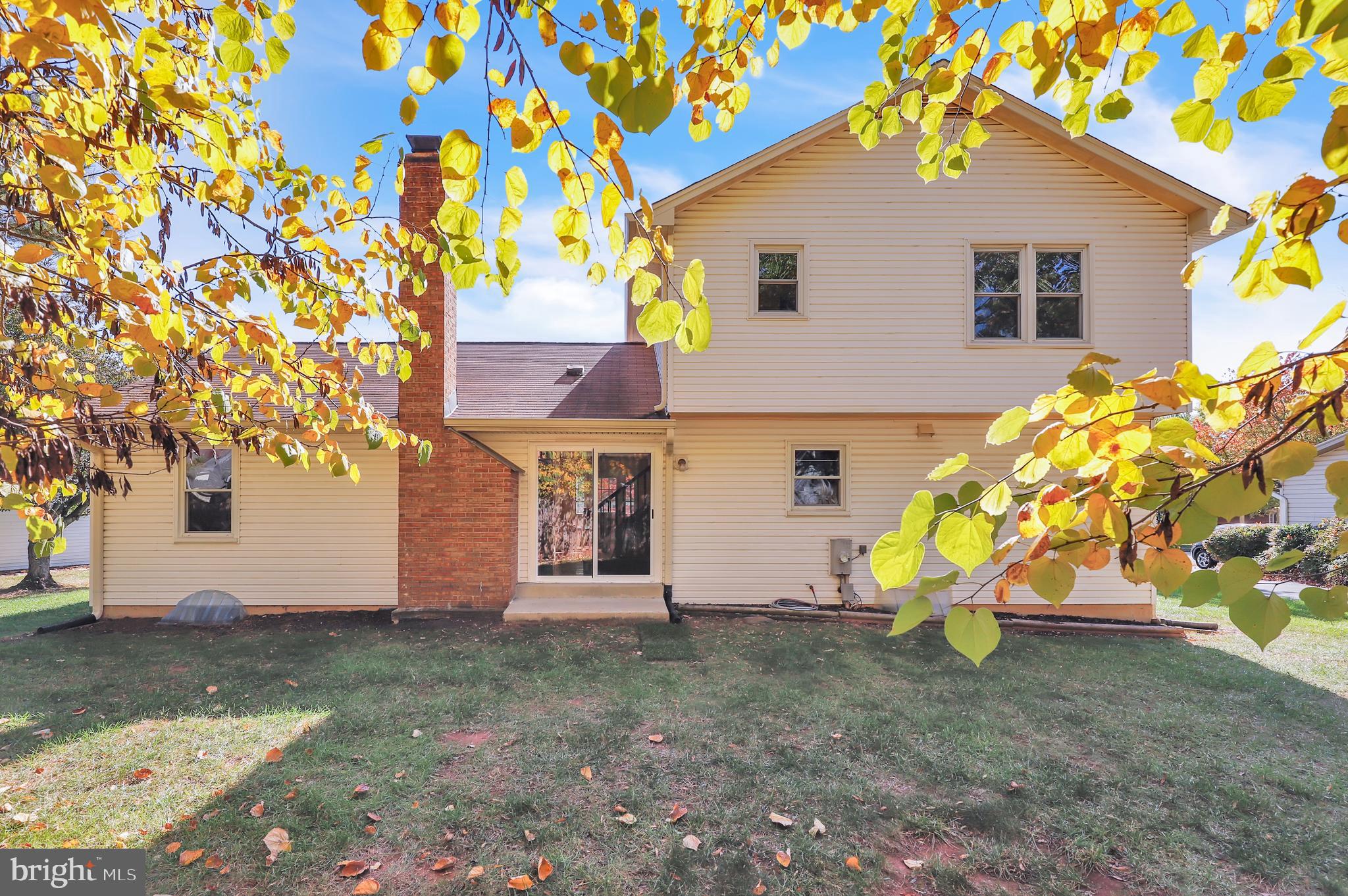 CHANTILLY HIGHLANDS - Residential