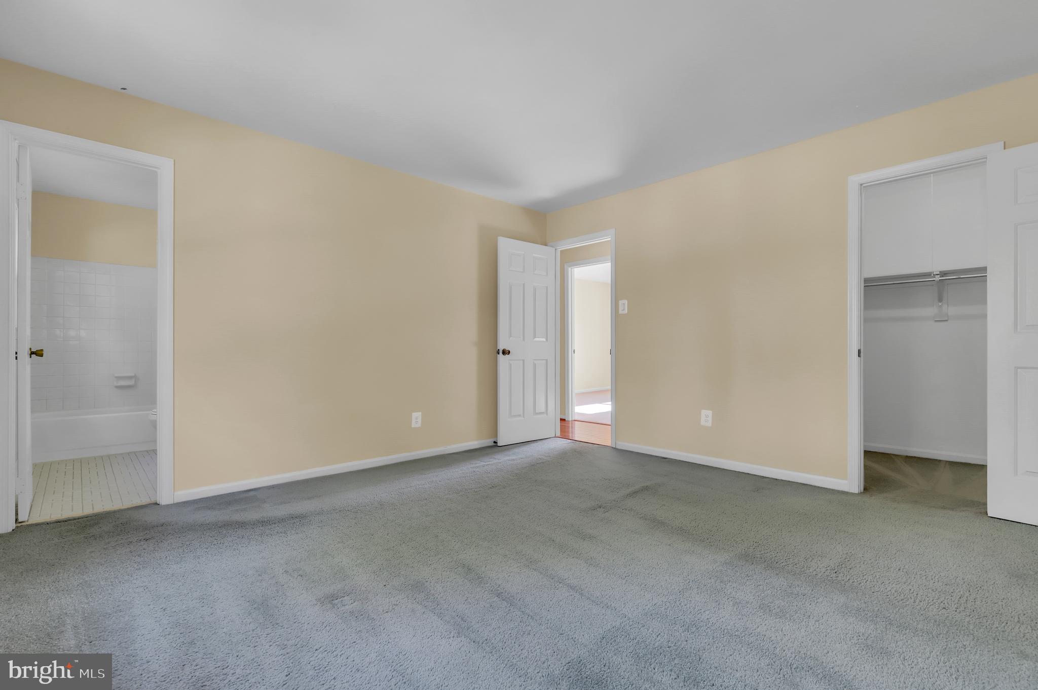 CHANTILLY HIGHLANDS - Residential