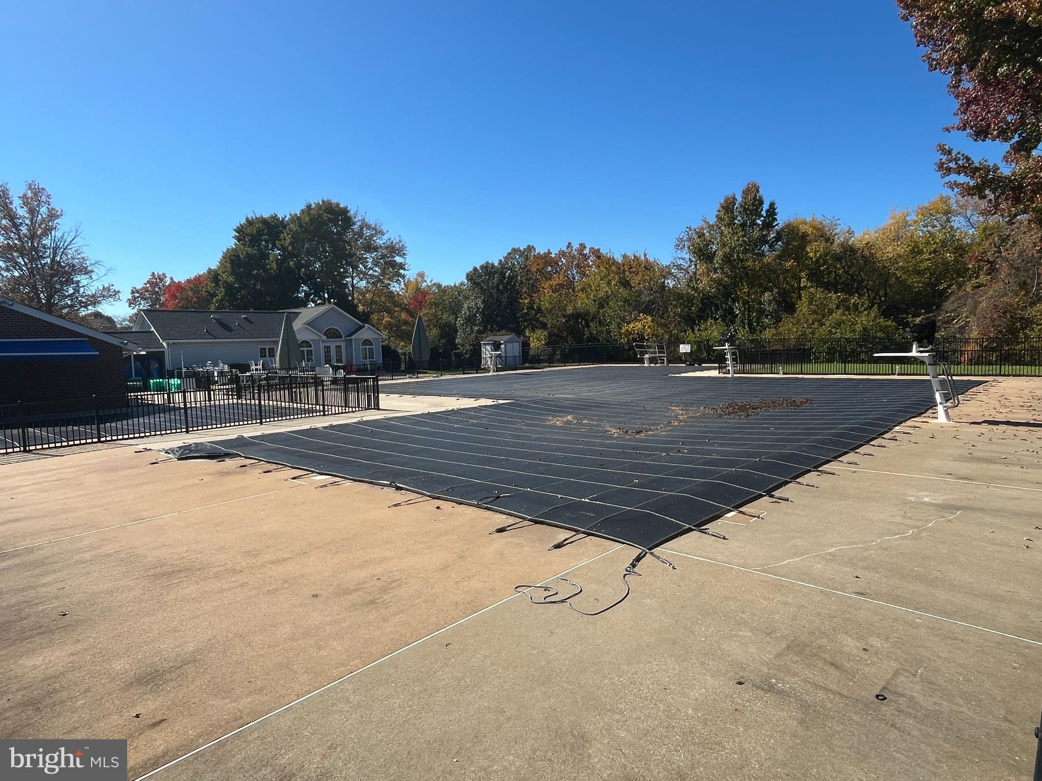 CHANTILLY HIGHLANDS - Residential