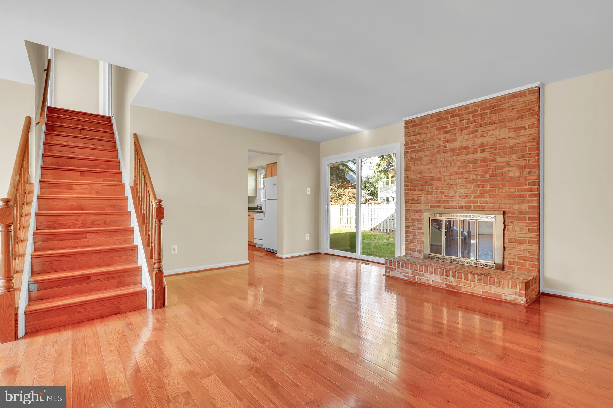 CHANTILLY HIGHLANDS - Residential