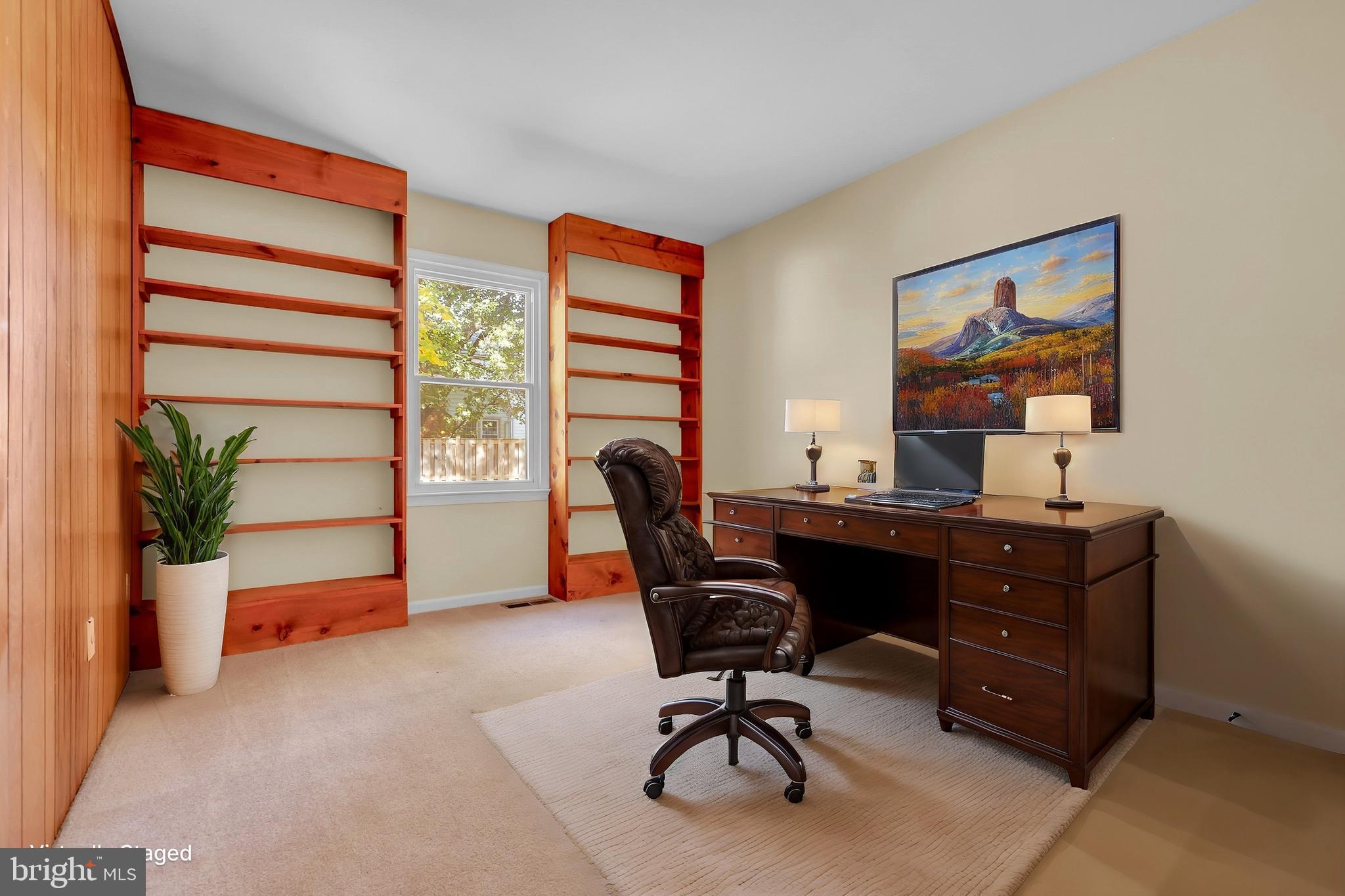 CHANTILLY HIGHLANDS - Residential