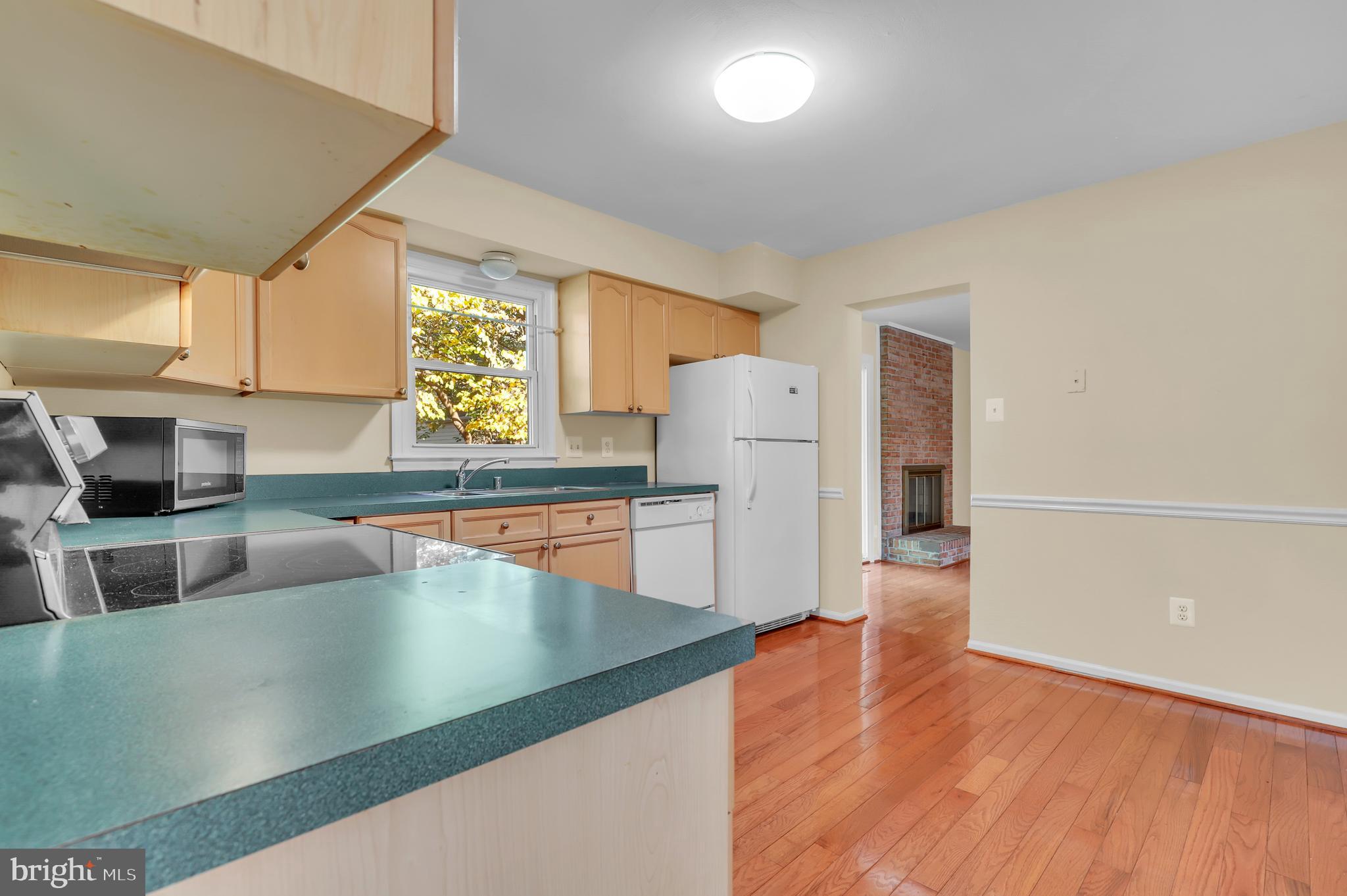 CHANTILLY HIGHLANDS - Residential