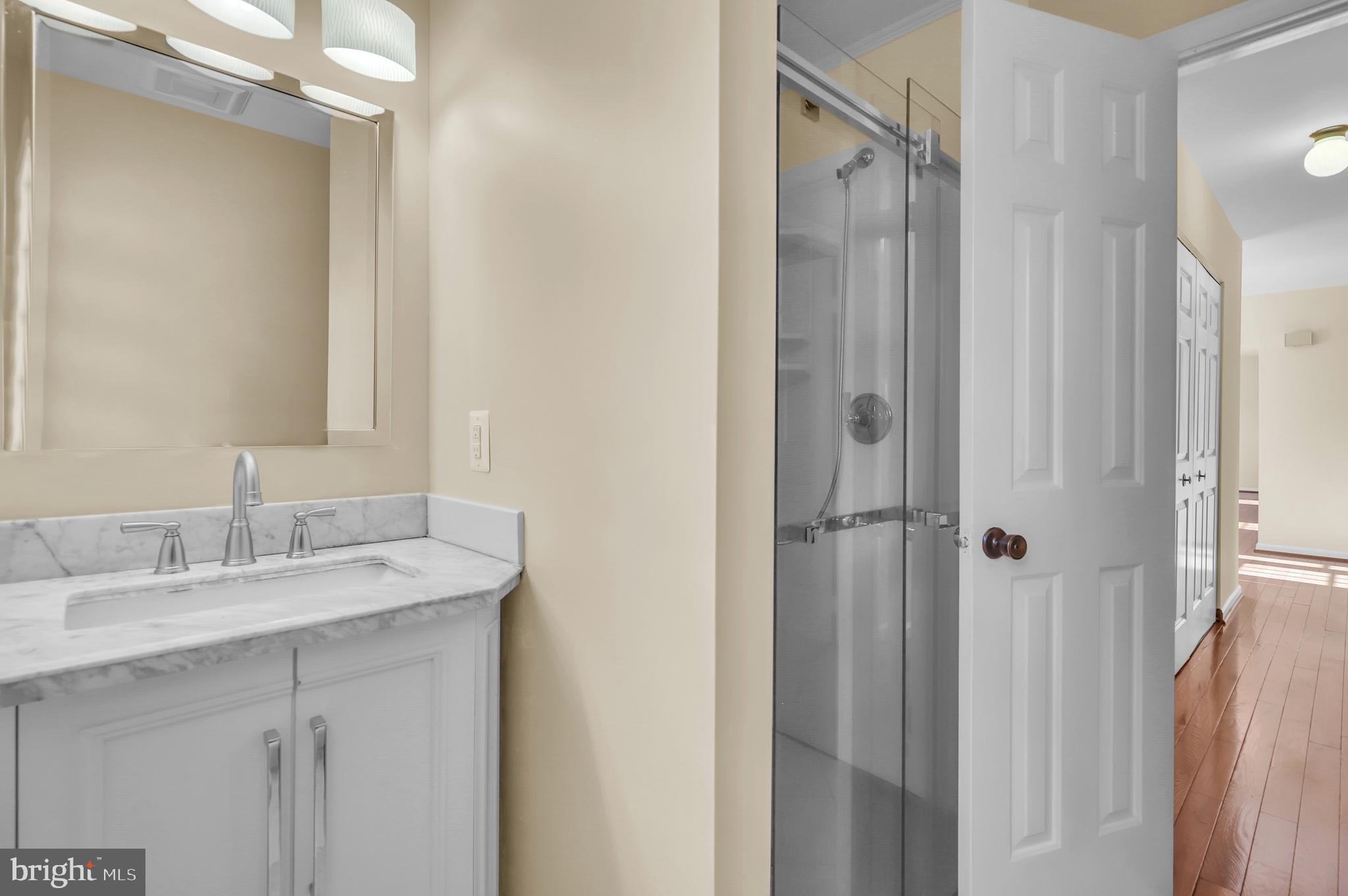 CHANTILLY HIGHLANDS - Residential