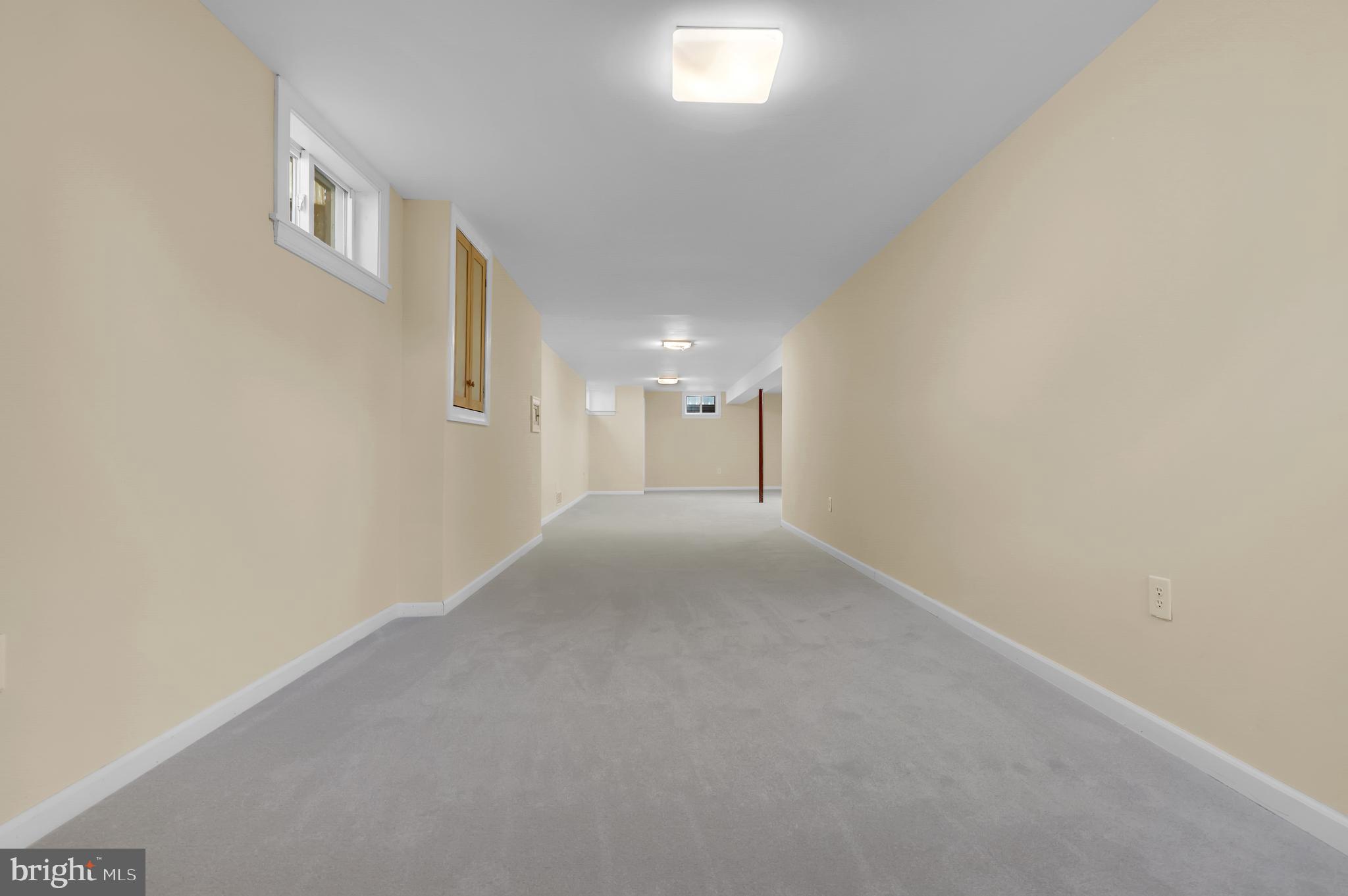 CHANTILLY HIGHLANDS - Residential