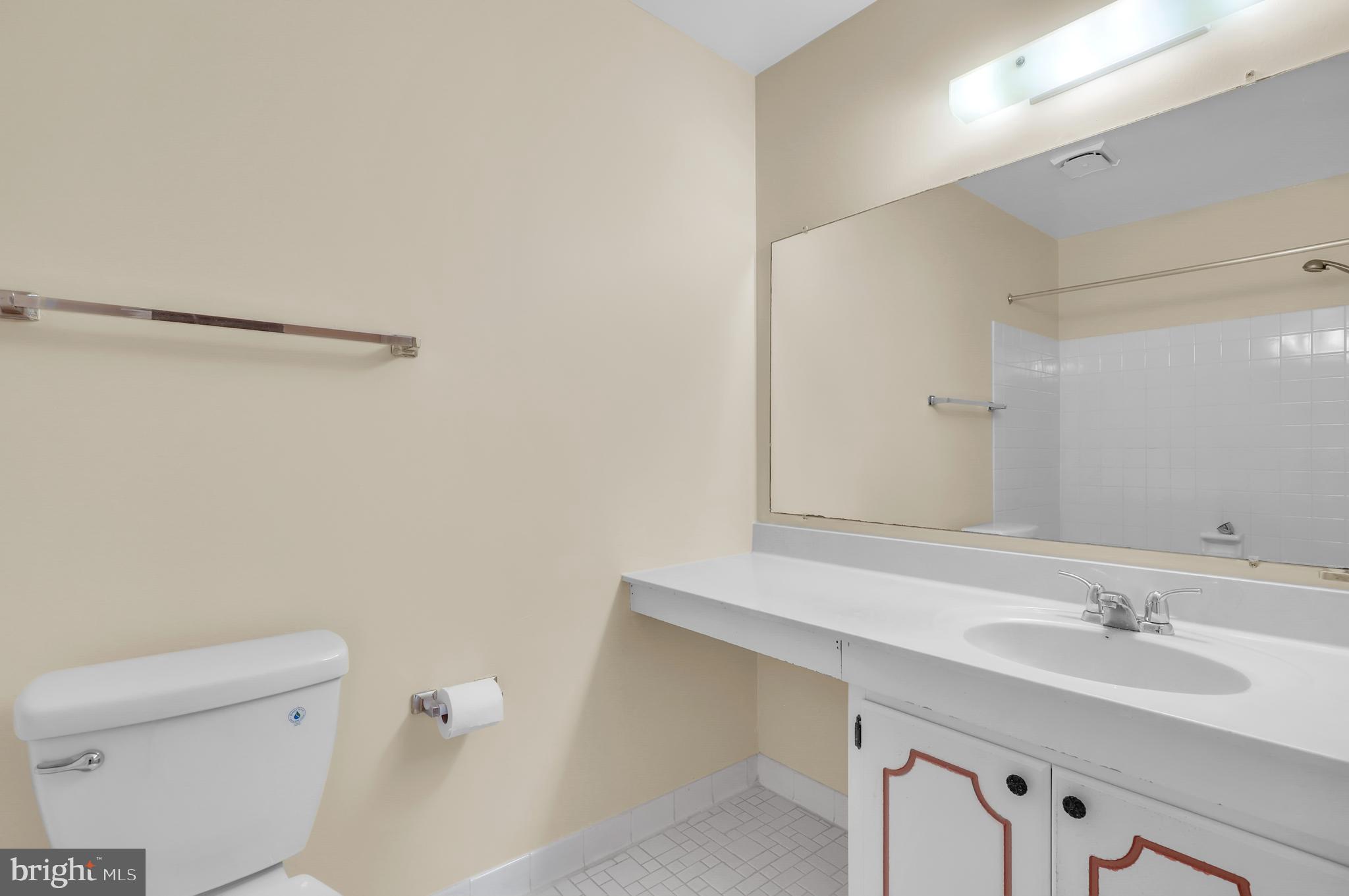 CHANTILLY HIGHLANDS - Residential