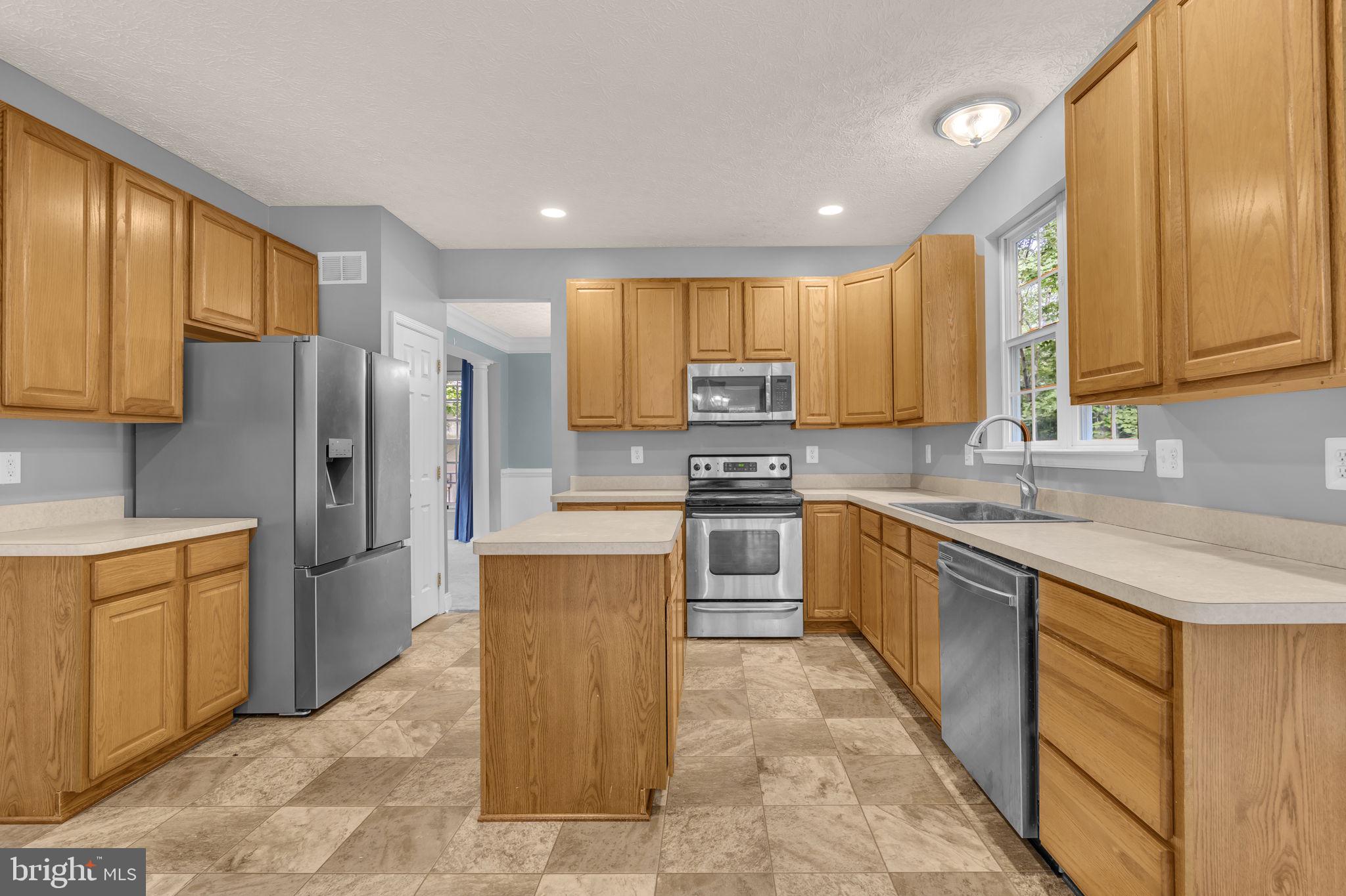 21085 THREE NOTCH ROAD