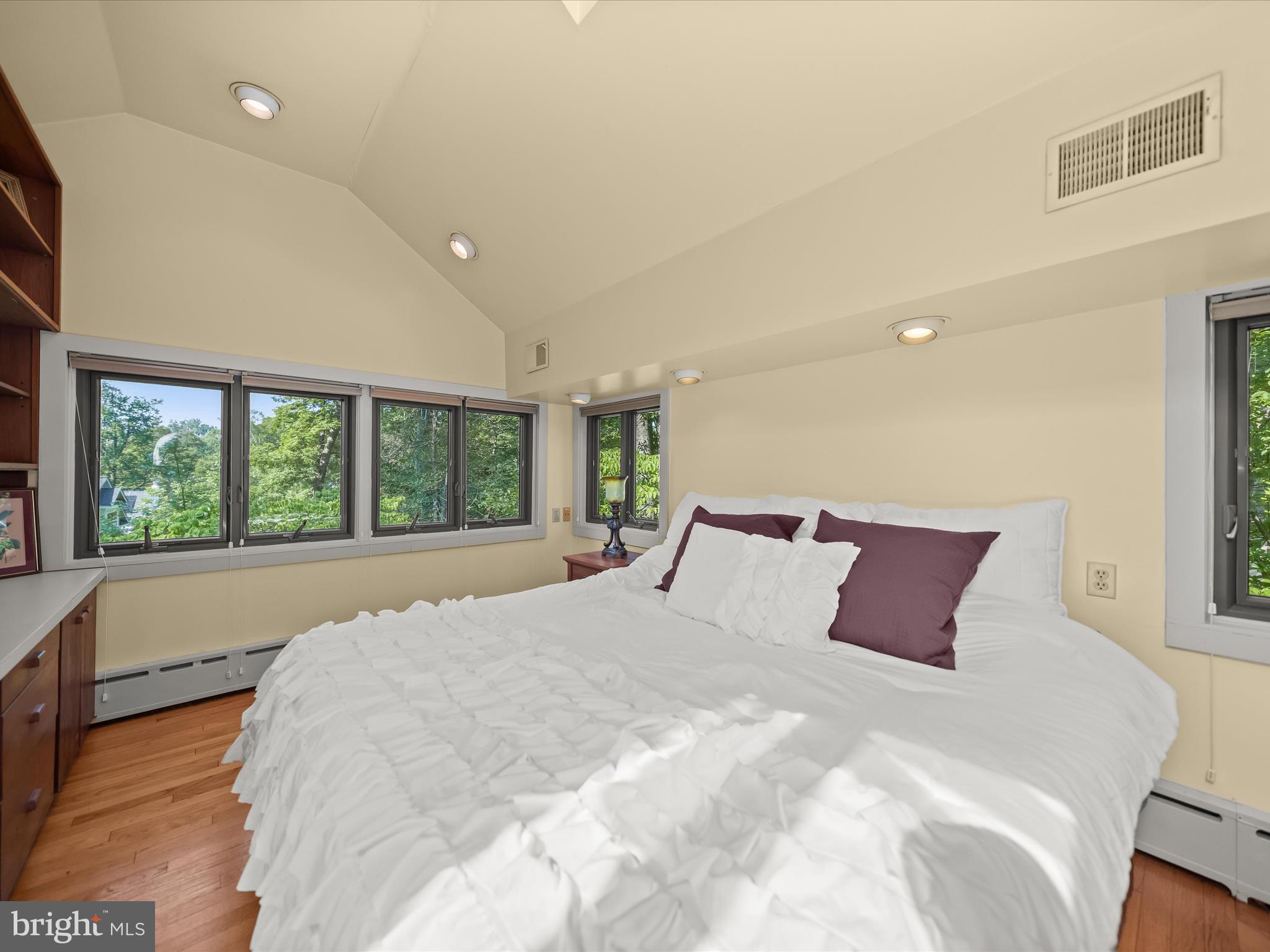 WOODHAVEN - Residential