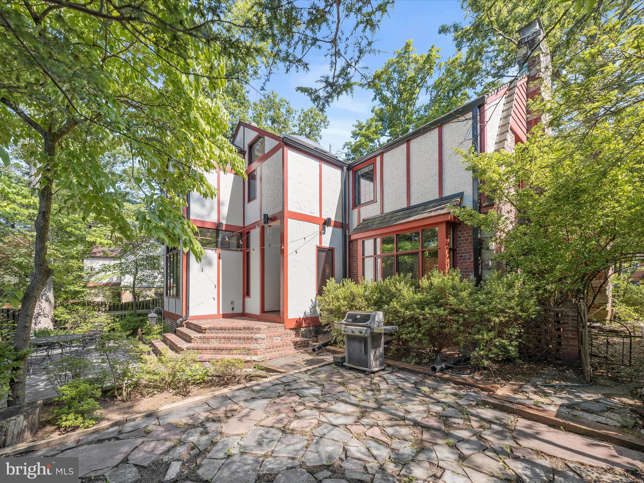 WOODHAVEN - Residential