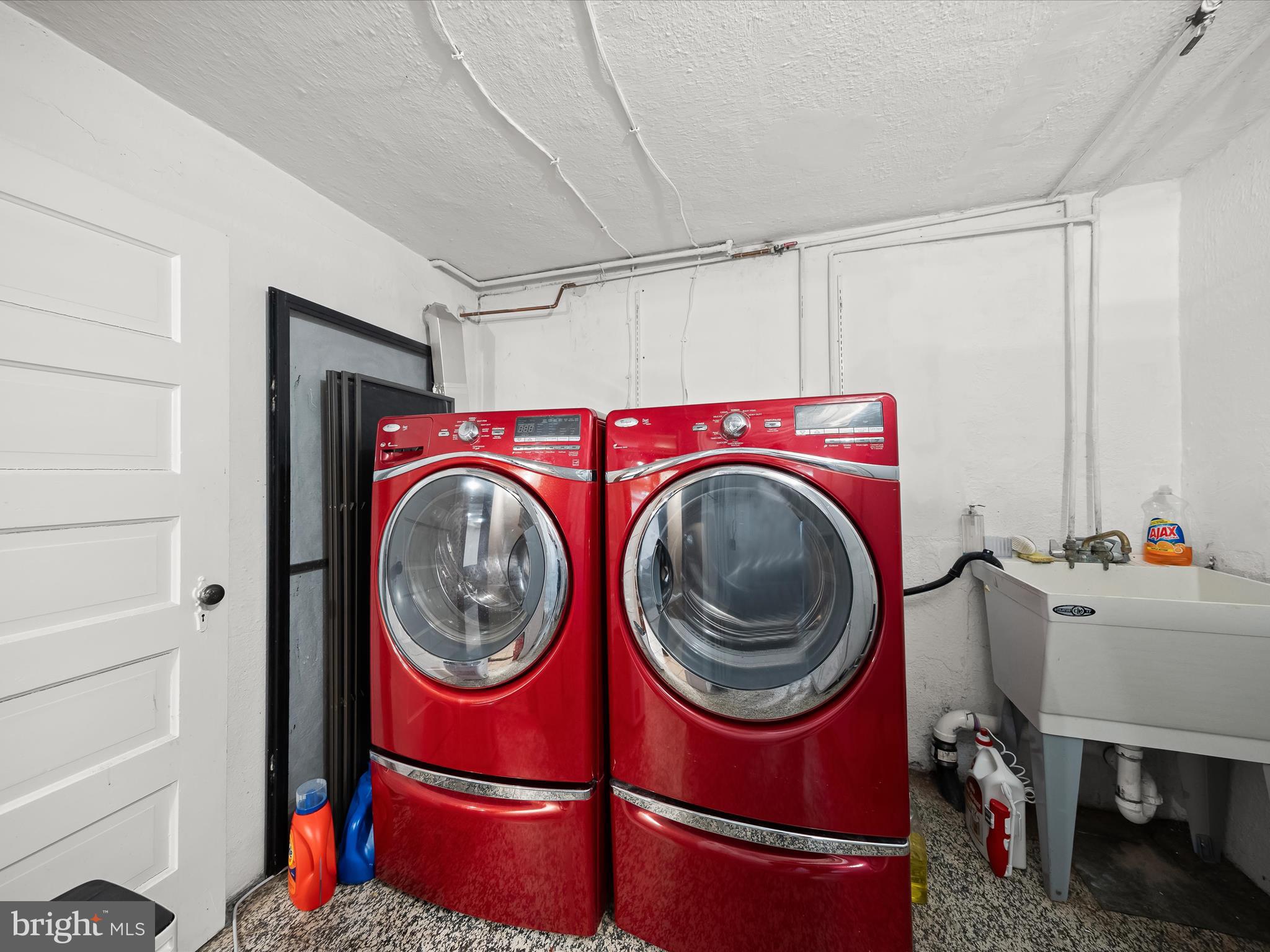 WOODHAVEN - Residential