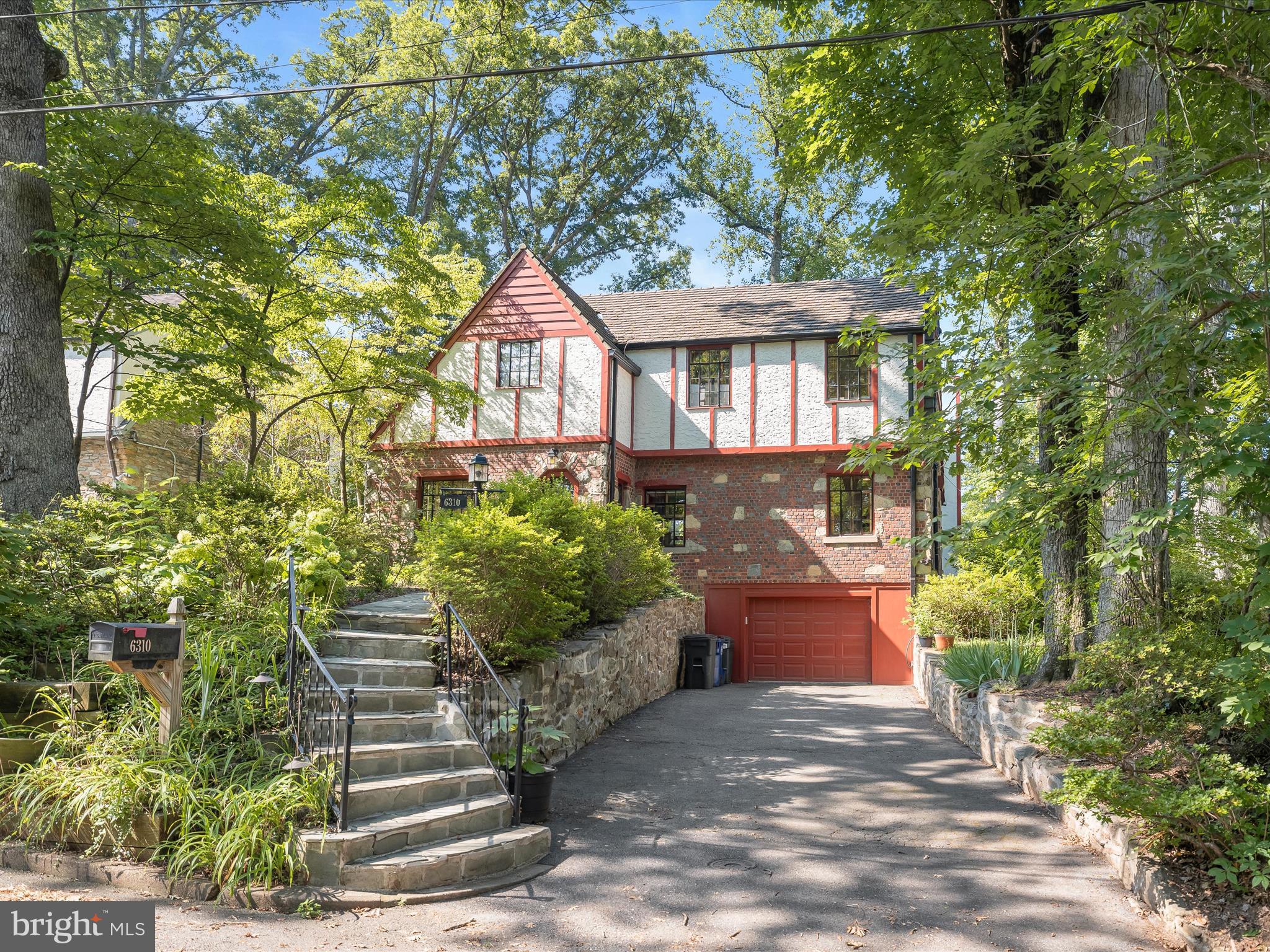 WOODHAVEN - Residential