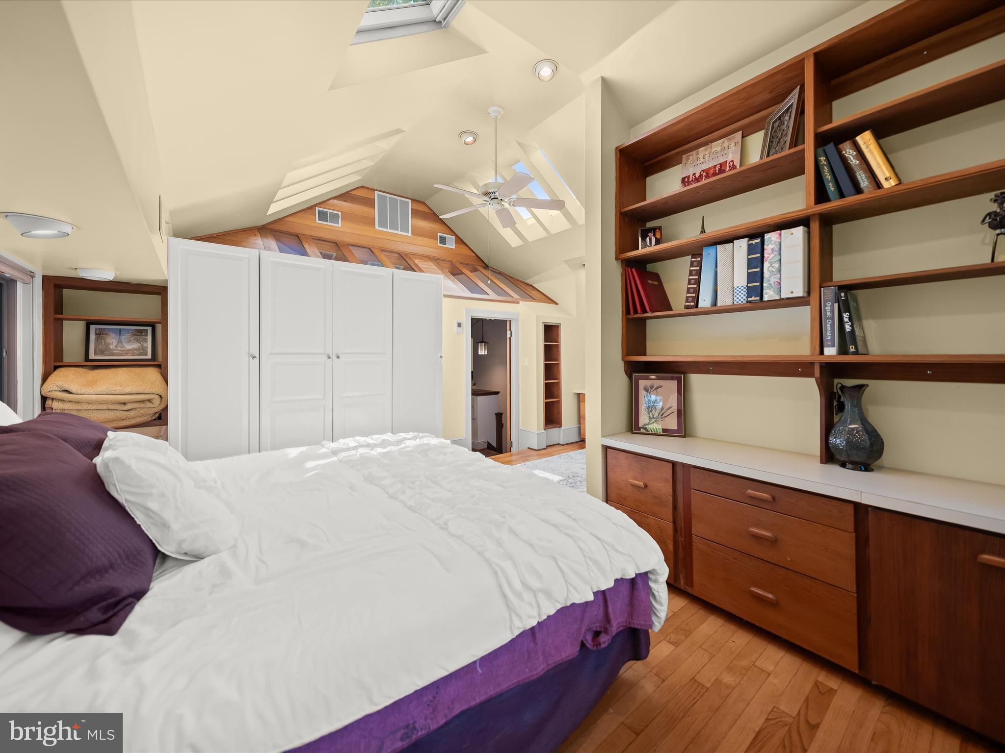 WOODHAVEN - Residential