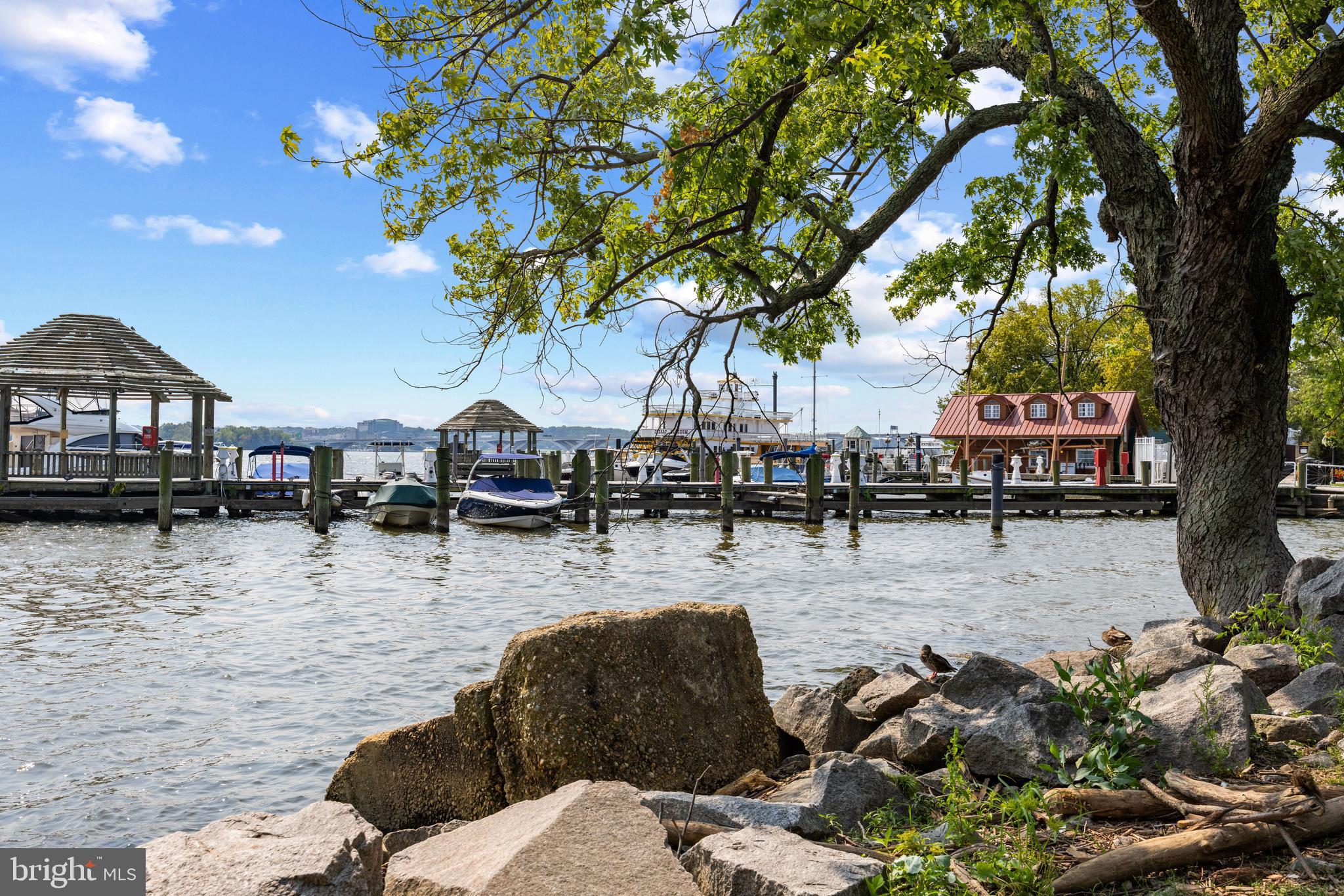 OLD TOWN - Residential