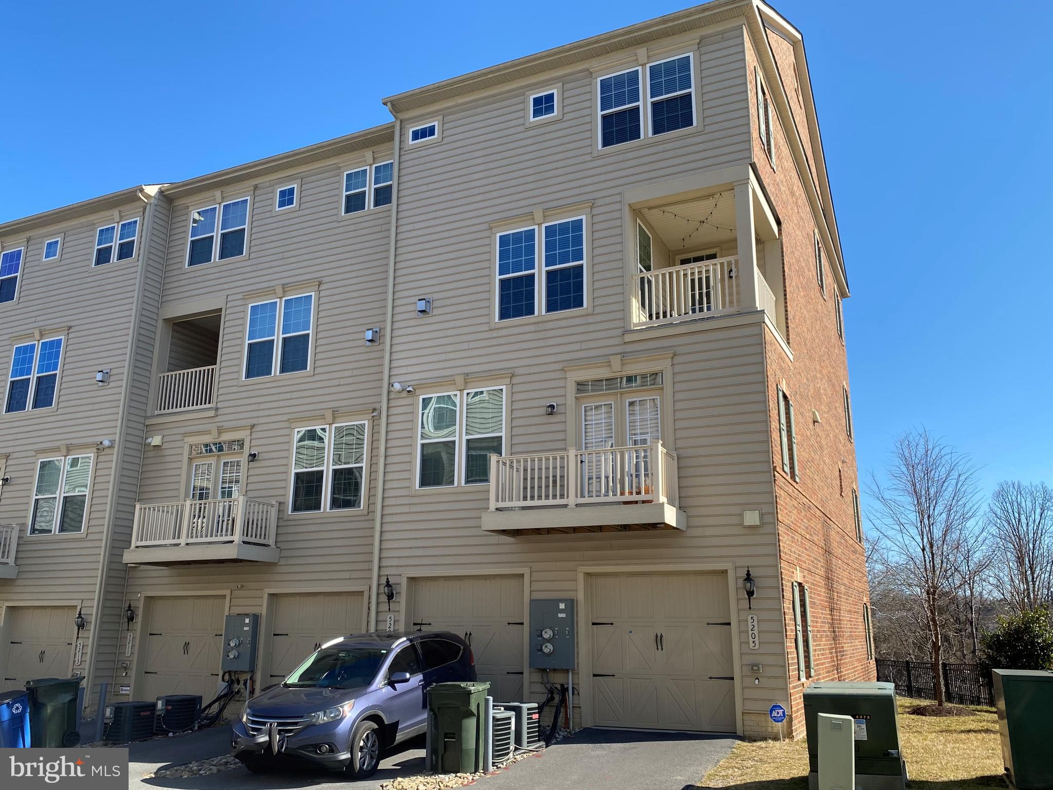 GREENBELT - Residential Lease