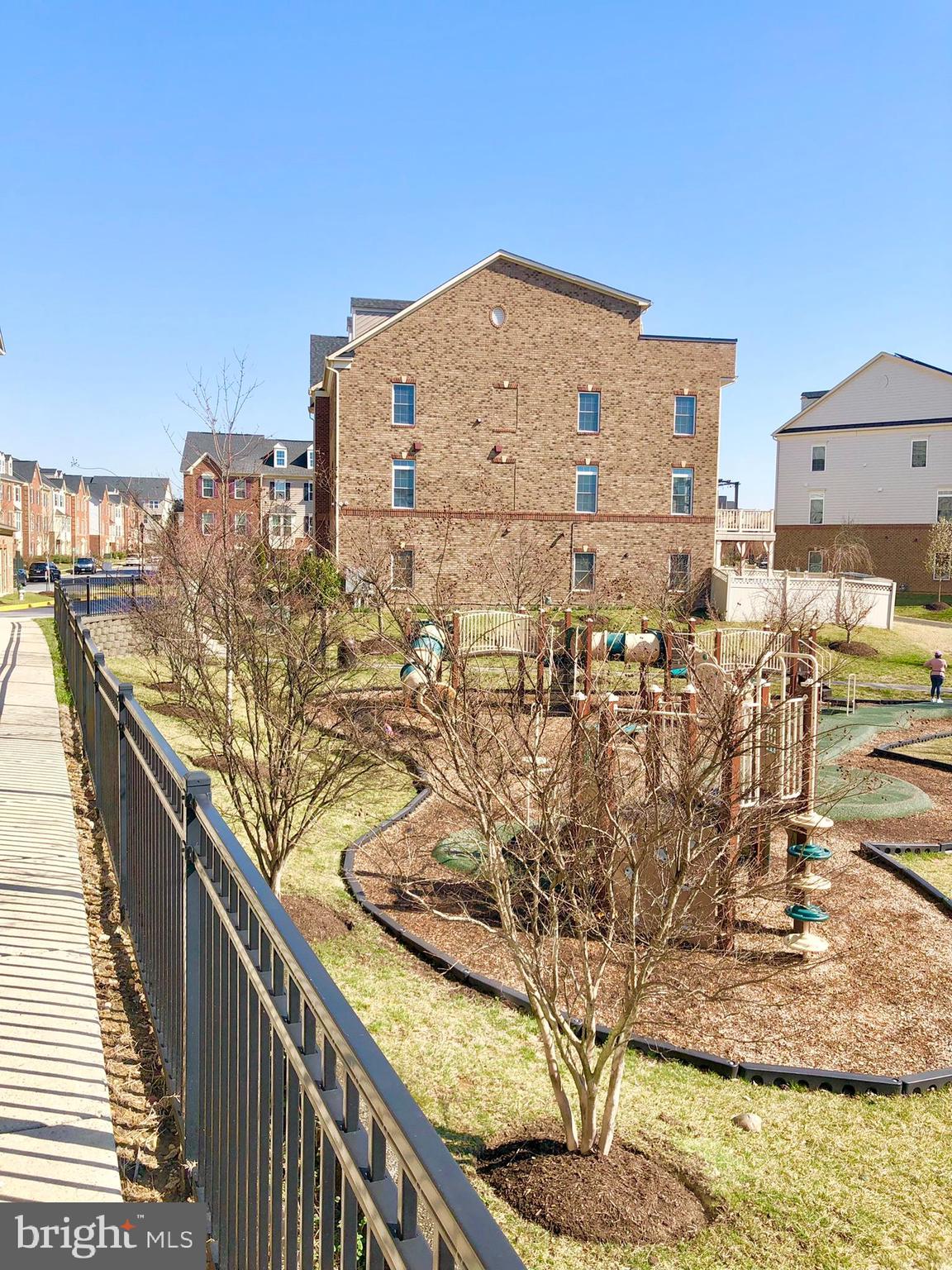 GREENBELT - Residential Lease