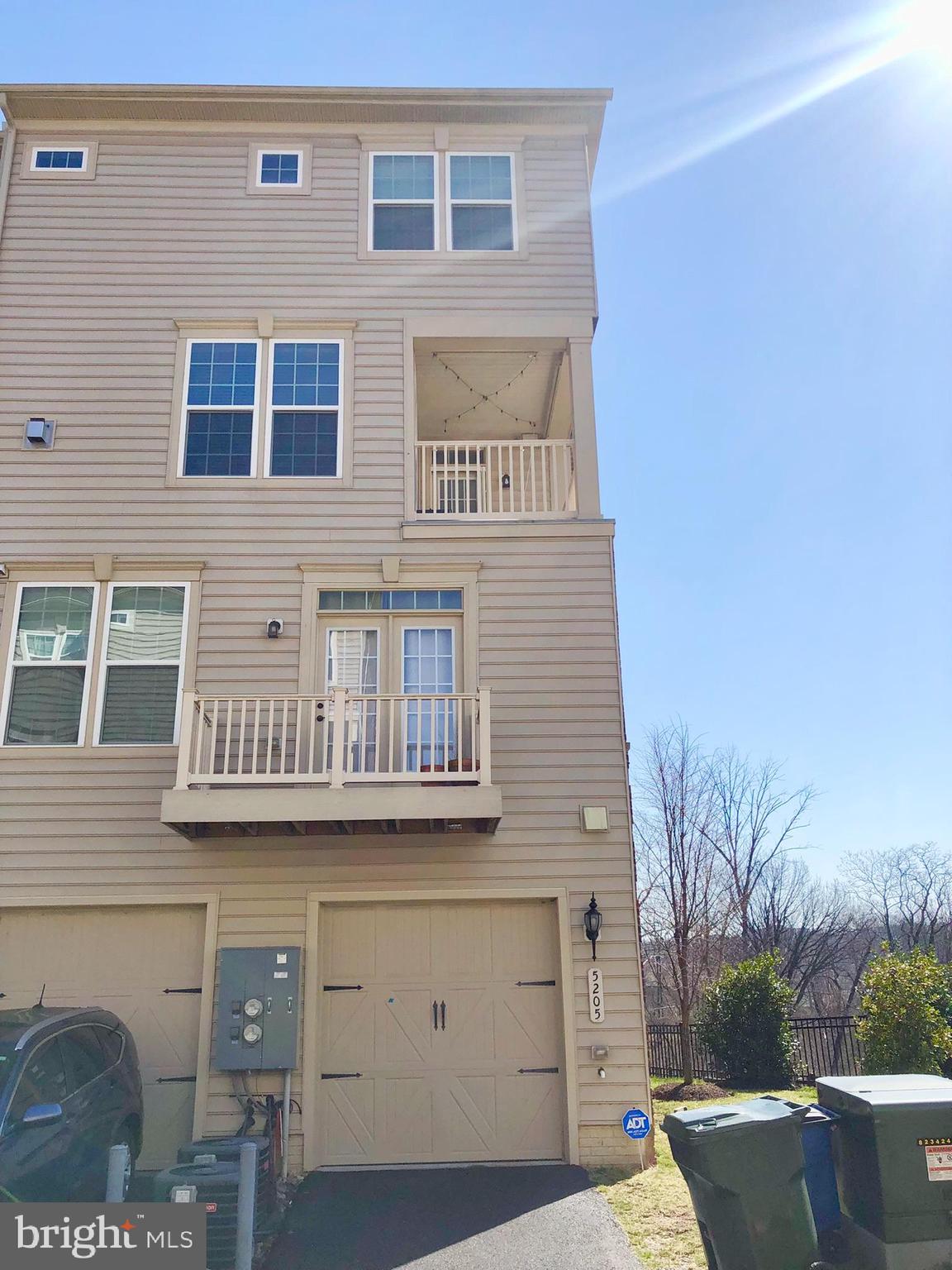 GREENBELT - Residential Lease