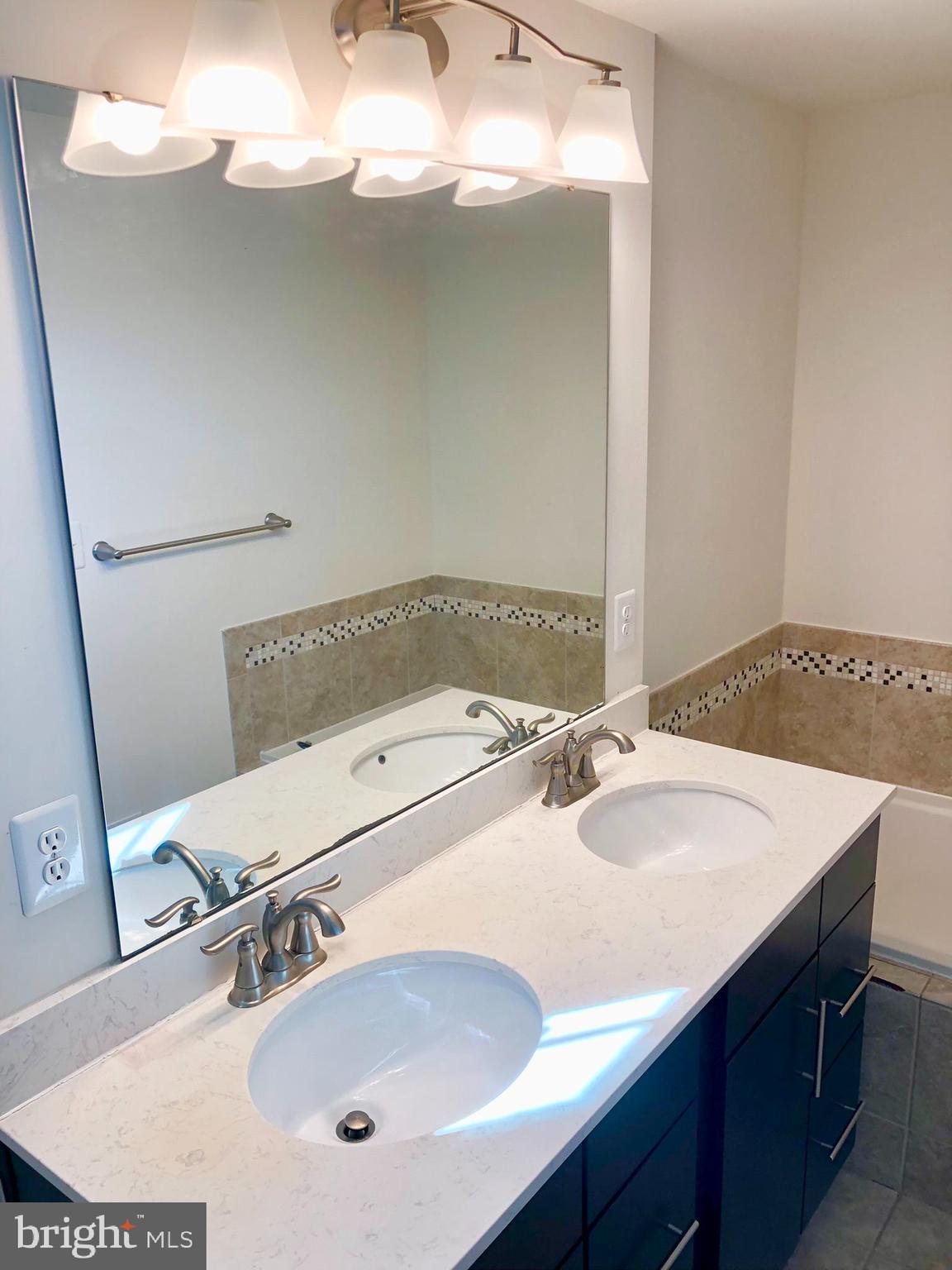 GREENBELT - Residential Lease