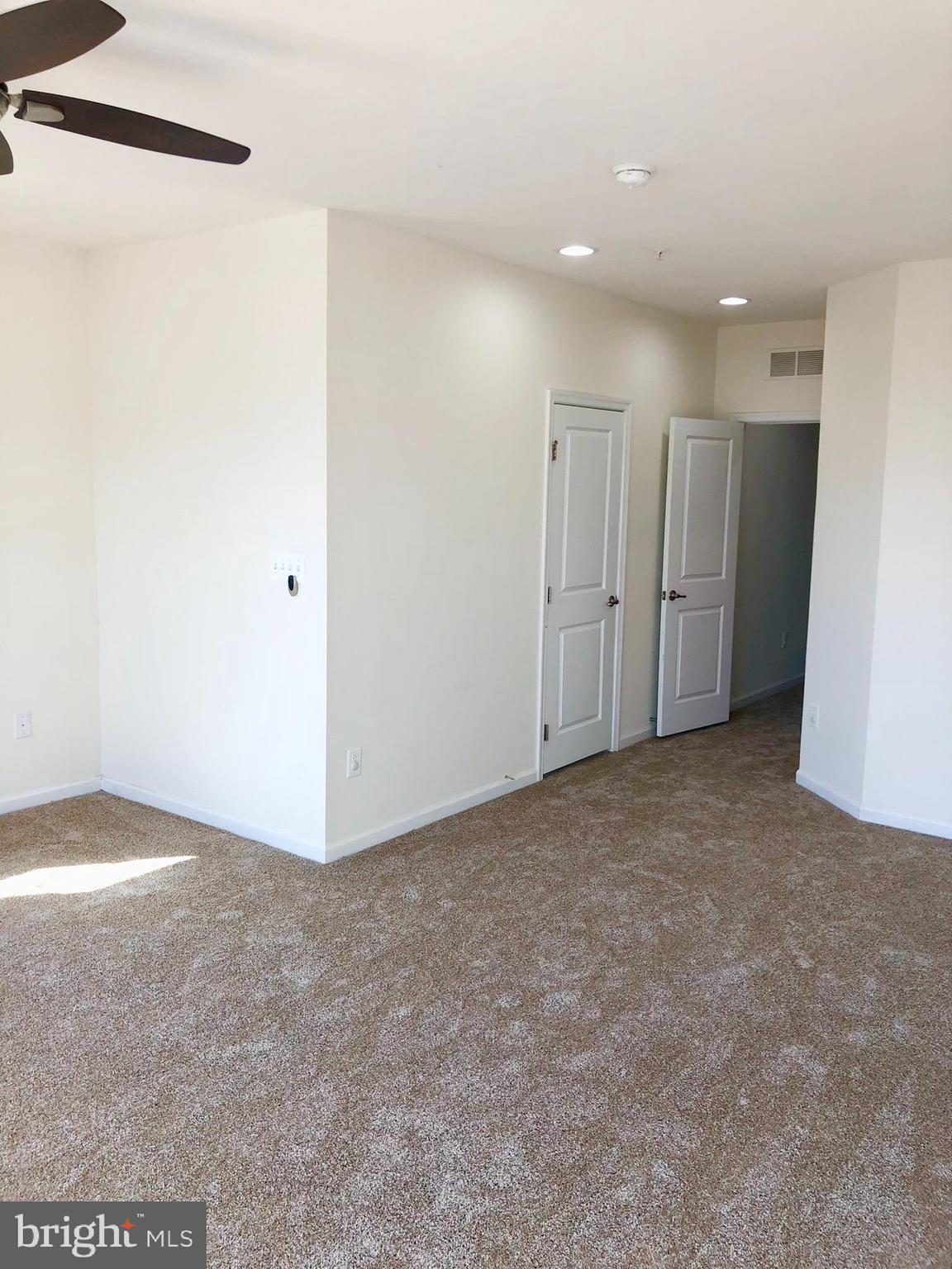 GREENBELT - Residential Lease