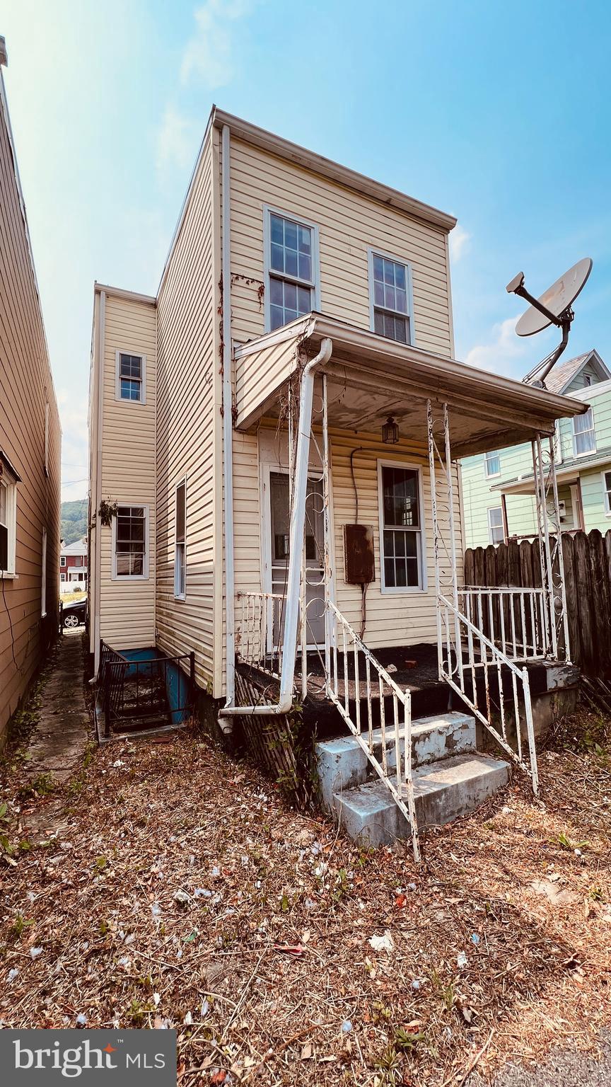 NORTH END - Residential