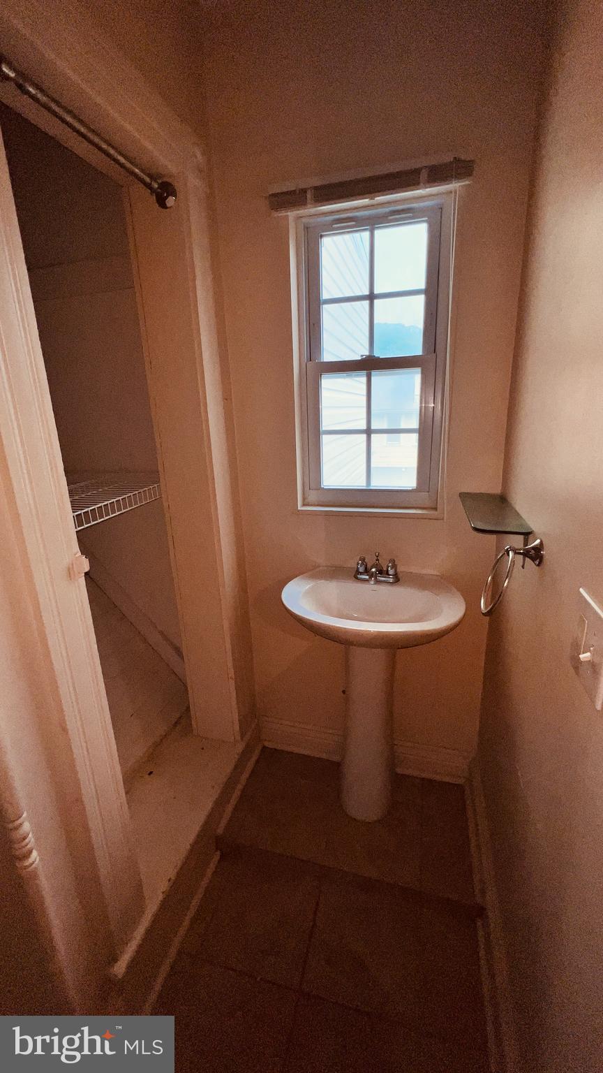 NORTH END - Residential