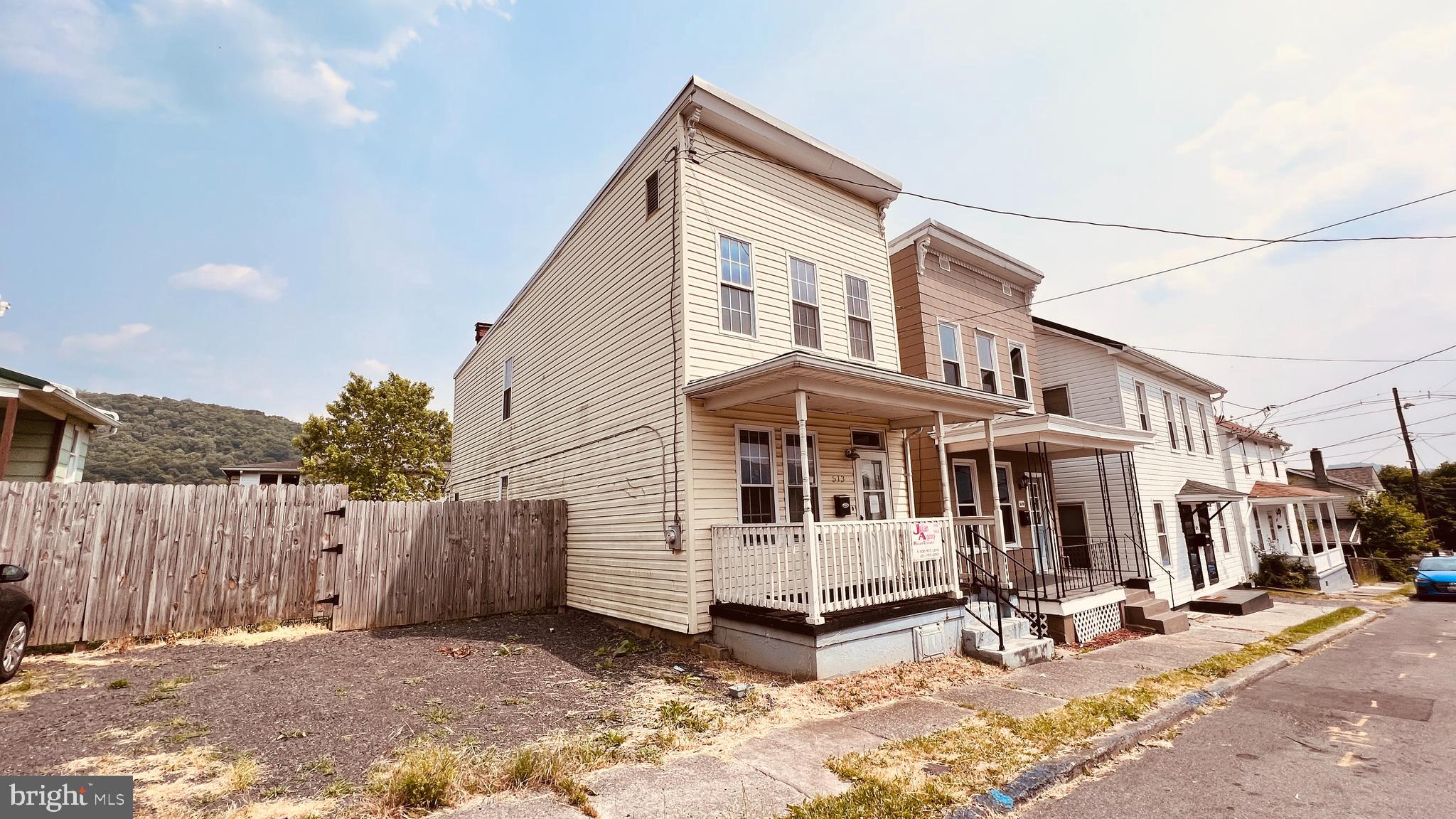 NORTH END - Residential