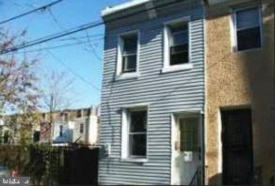 Will need some renovation work to bring back to its former glory.
This one is squatter occupied - buyer will need to subsume eviction process.
Lead Based Paint Cert in hand.
Drive by / Curb offers requested - no showings available