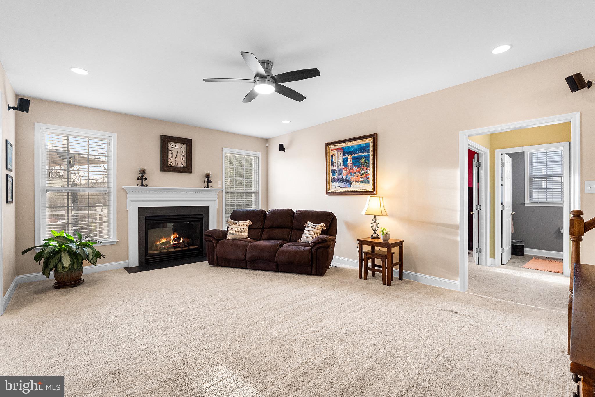 VALLEYBROOKE CHASE - Residential