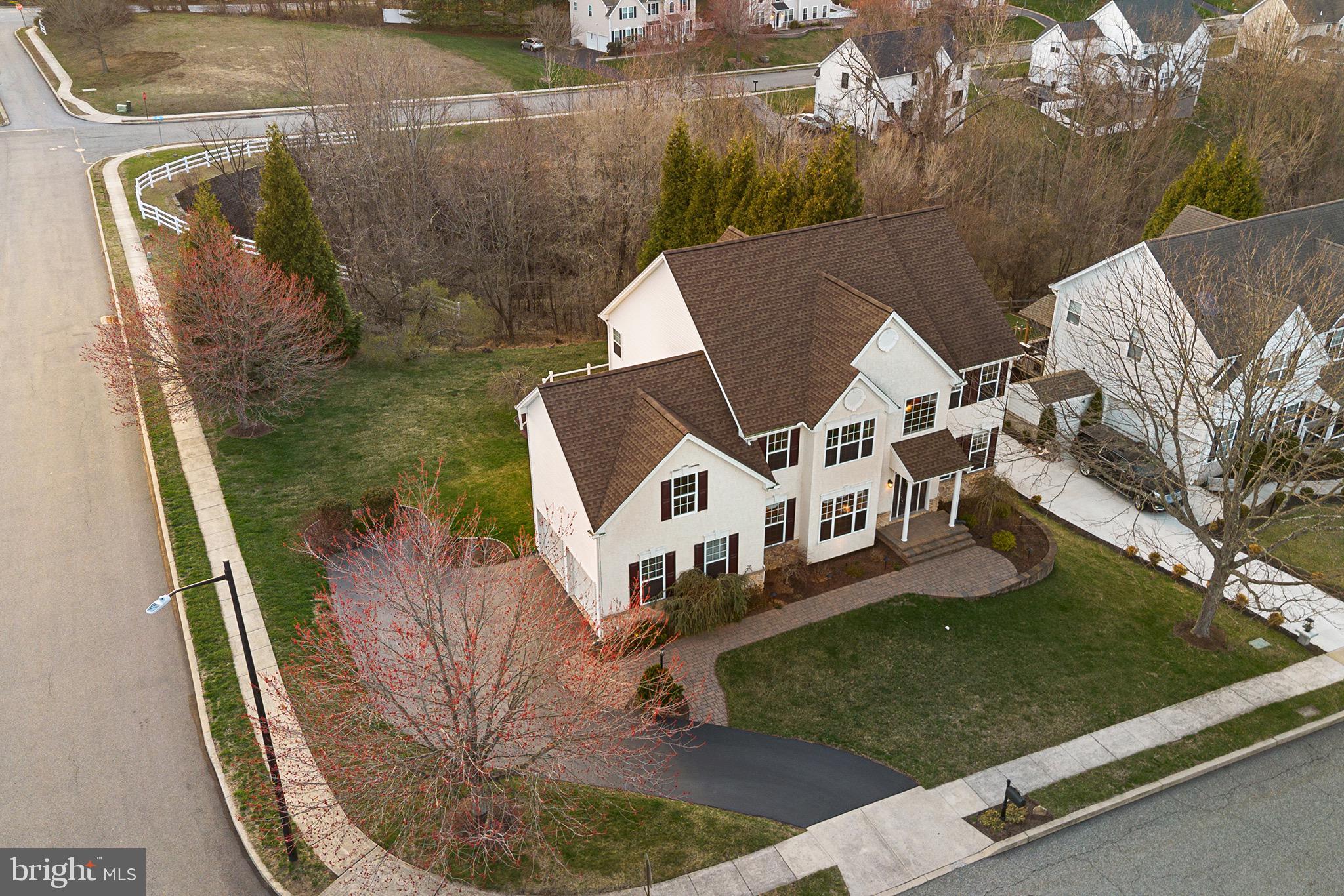 VALLEYBROOKE CHASE - Residential