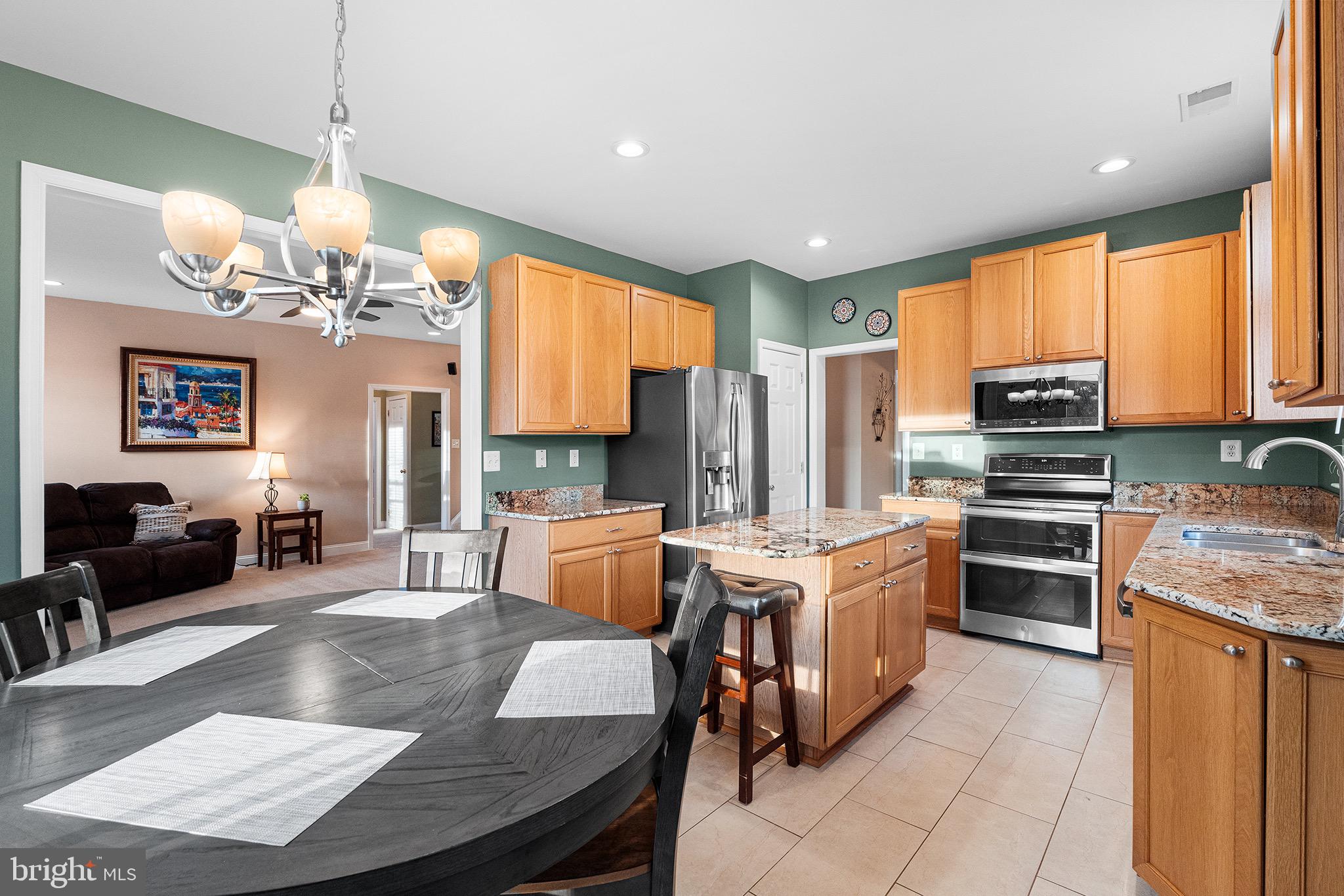 VALLEYBROOKE CHASE - Residential