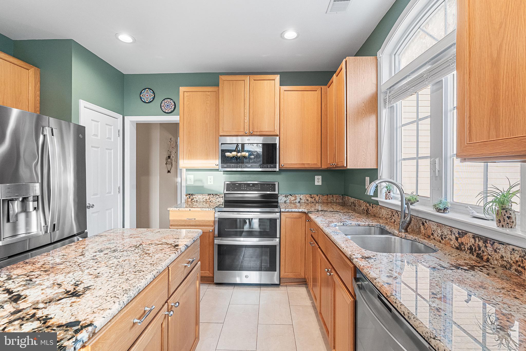 VALLEYBROOKE CHASE - Residential